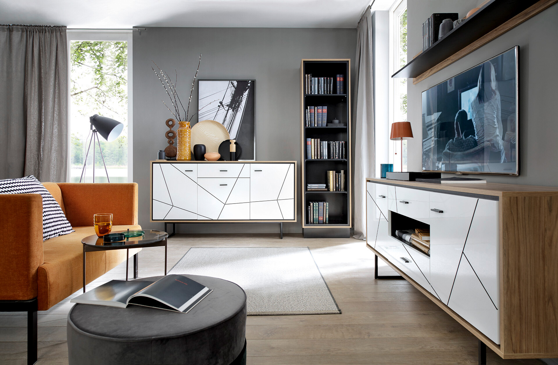 Sideboard Brolo Eiche Cleveland Nachbildung weiß Hochglanz schwarz B/H/T: ca. 167x90x40 cm