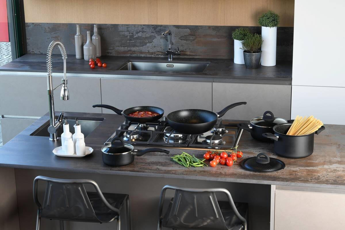TOGNANA Topfset Grancucina Rock Black schwarz Aluminium 8 tlg.