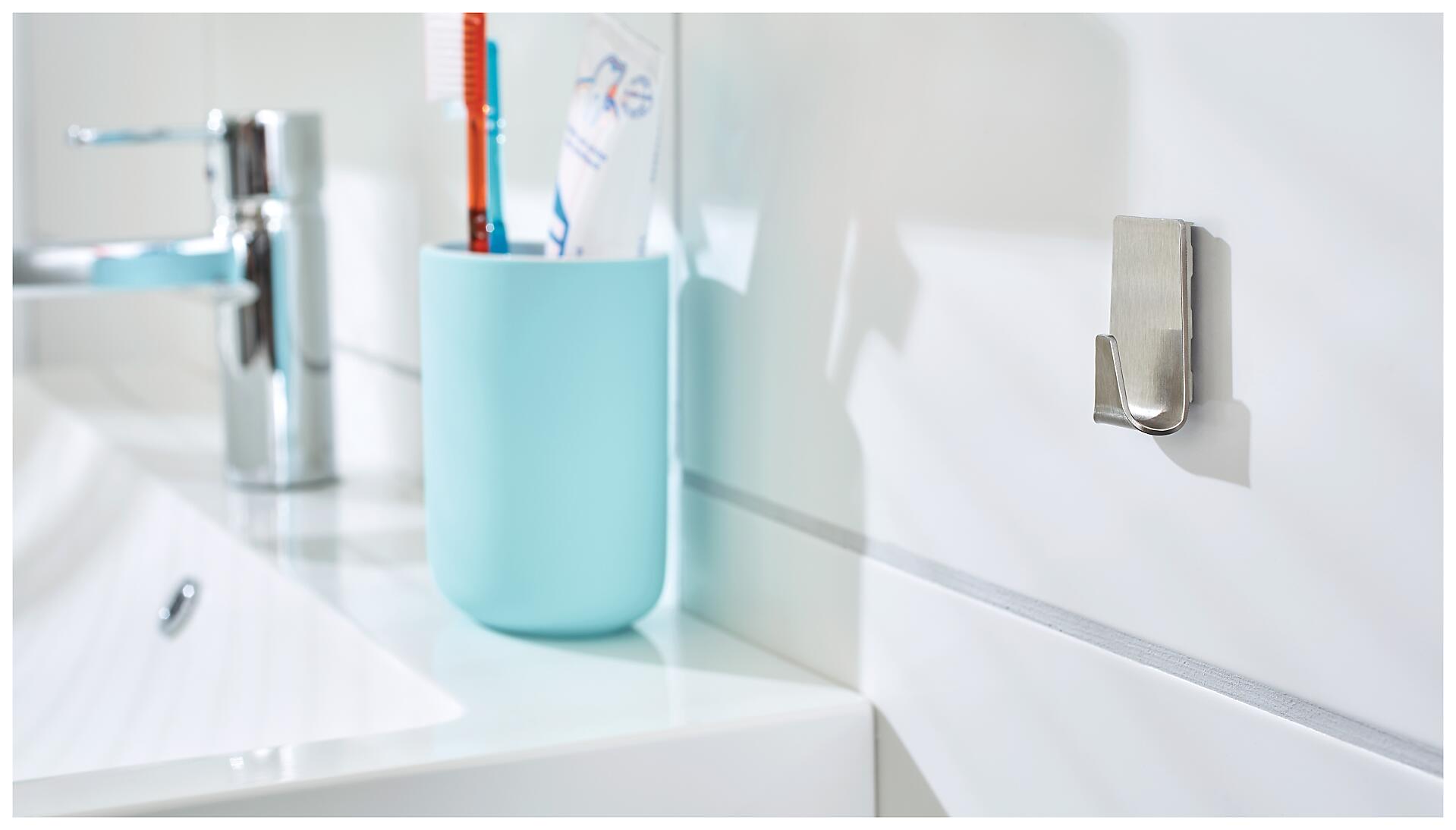 Powerstrips Chrom Edelstahl B/H/L: ca. 3,7x6,9x2,3 cm Powerstrips Chrom Edelstahl B/H/L: ca. 3,7x6,9x2,3 cm