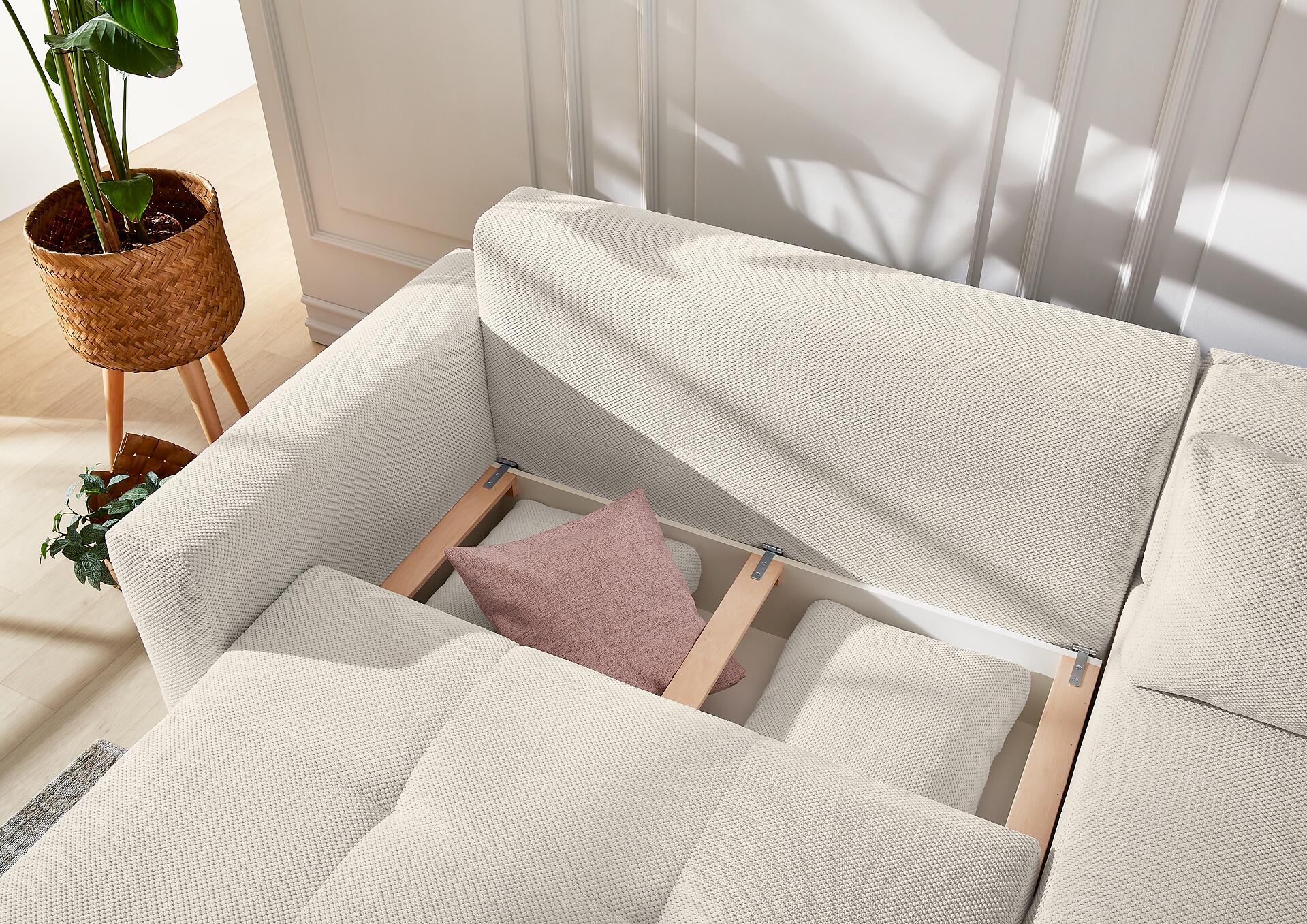 Ecksofa mit Bettfunktion und Bettkasten hellbeige Kord B/H/T: ca. 257x85x206 cm