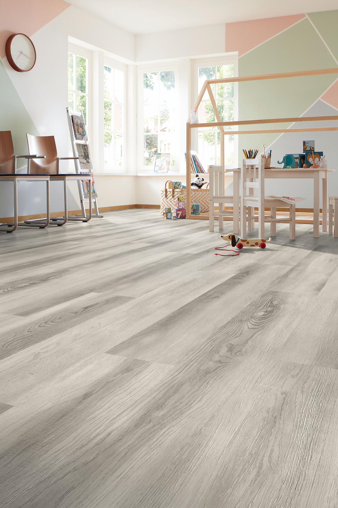 Laminatboden Barrow ca. 2,131 m² im Paket  B/L: ca. 19,3x138 cm pro Paket