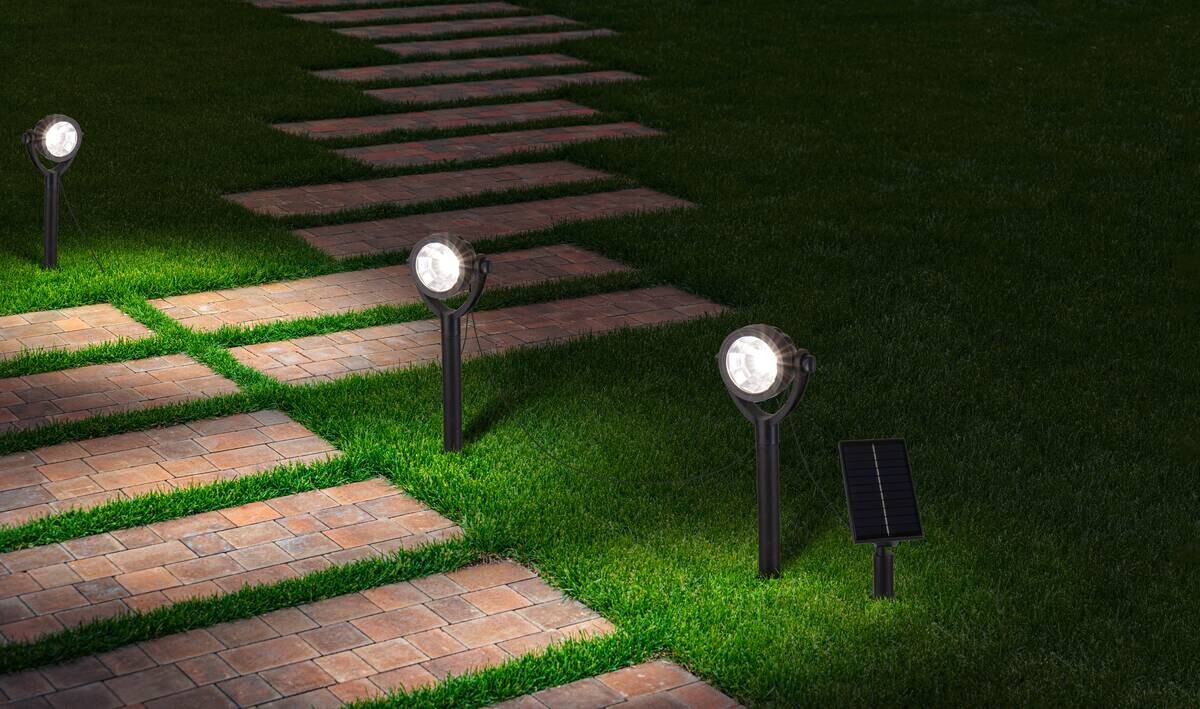 Solarleuchte 5312522 schwarz B/H/T: ca. 4,8x33x475 cm