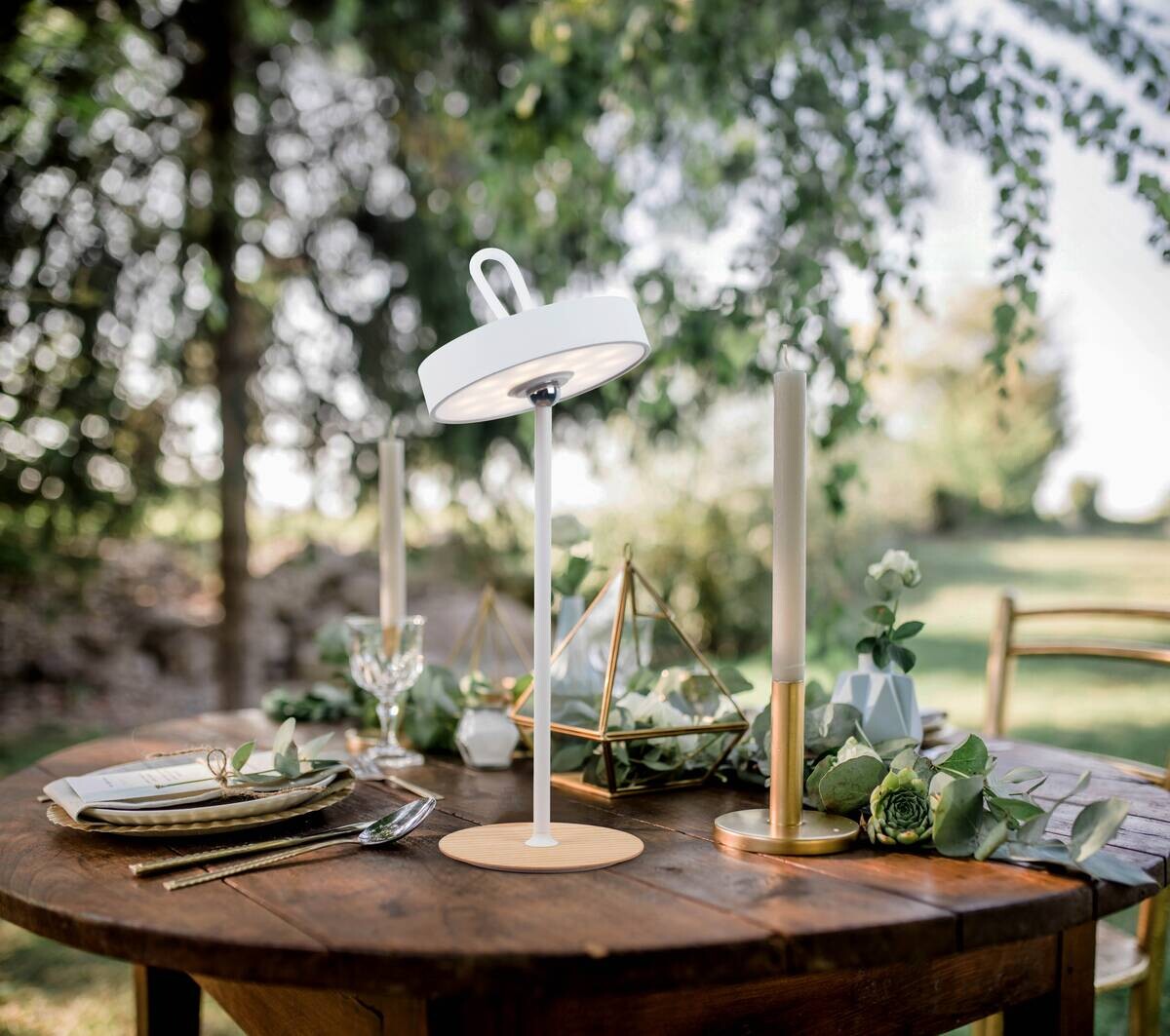 Näve Leuchten LED-Tischleuchte weiß Kunststoff Holz Metall B/H/T/D: ca. 13x36x13x13 cm