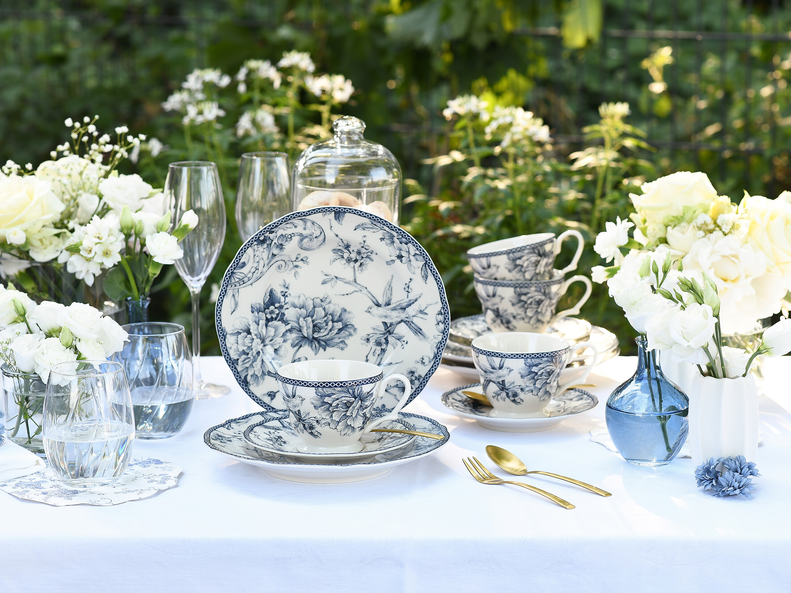 CreaTable Kaffeeservice Adelaide Blau blau Porzellan 12 tlg.