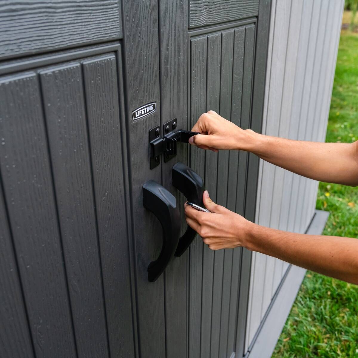 Lifetime Gerätehaus Idaho grau B/H/T: ca. 498x264,5x214 cm