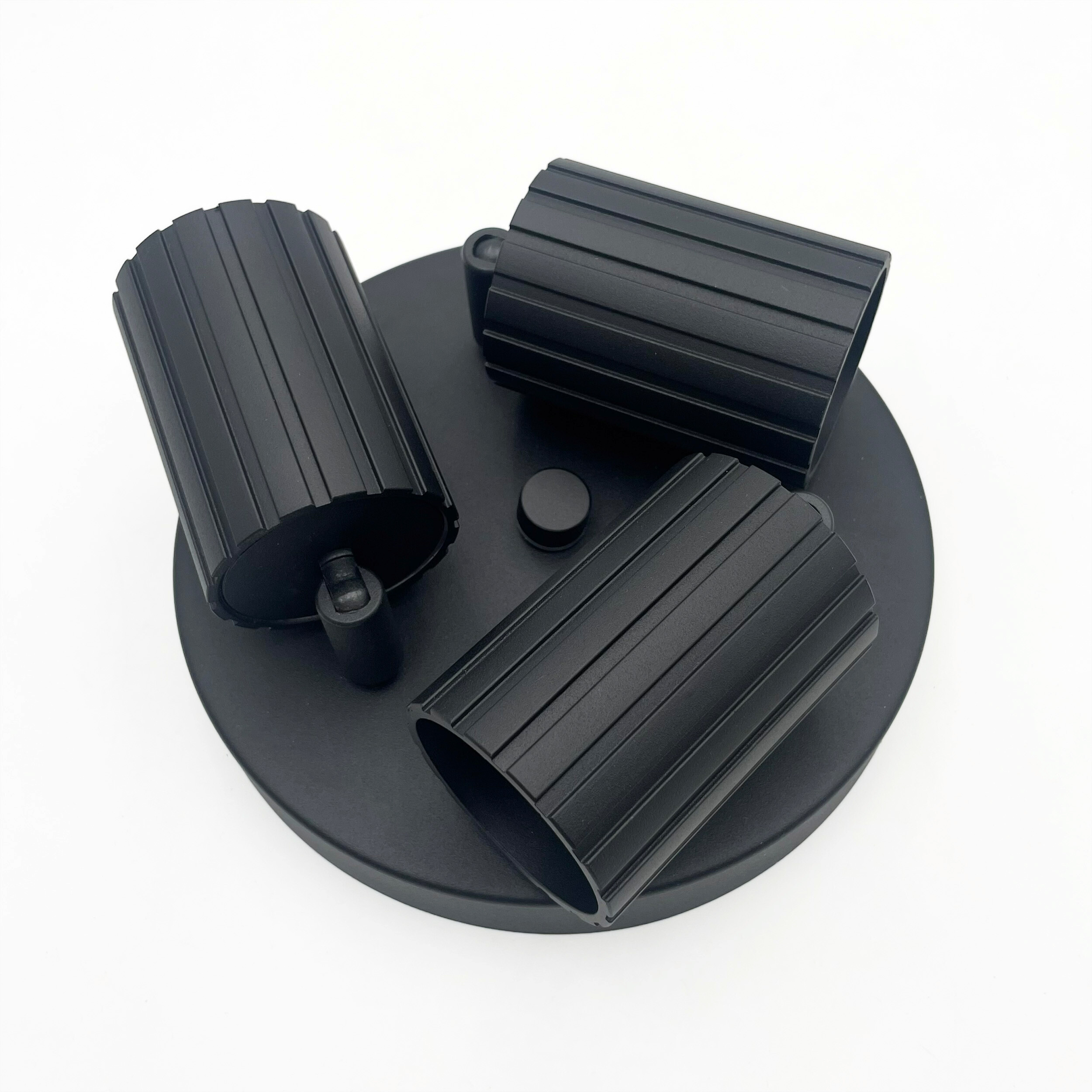 Lamkur Strahler Prisma schwarz Stahl B/H/L: ca. 18x19,5x18 cm 3 Brennstellen