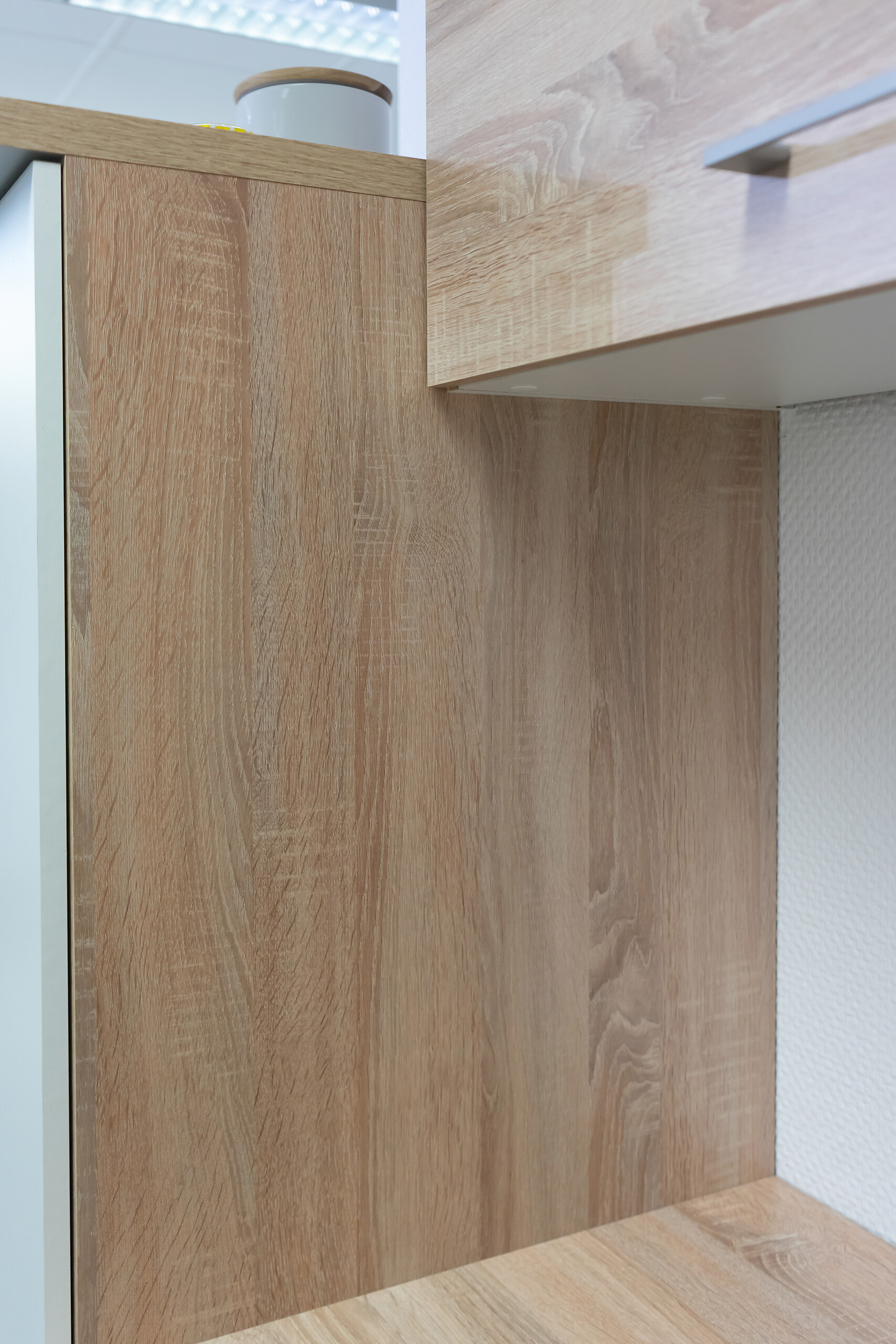 Kühlumbauschrank Samoa weiß Eiche Nachbildung B/H/T: ca. 60x161x60 cm