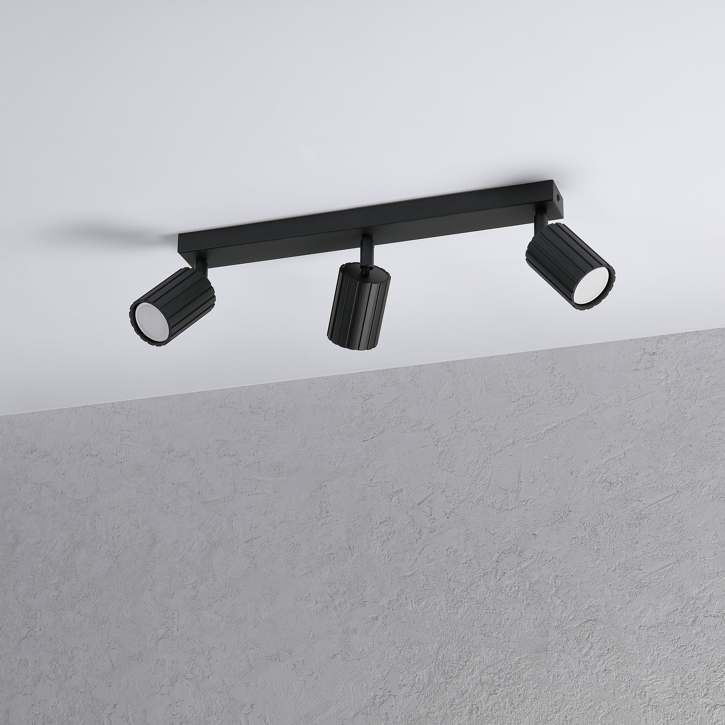 Lamkur Strahler Prisma schwarz Stahl B/H/L: ca. 6,5x16,5x45 cm 3 Brennstellen