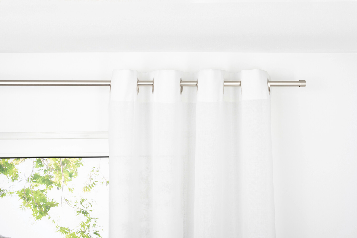 Ösenvorhang BREEZE weiß B/L: ca. 135x300 cm