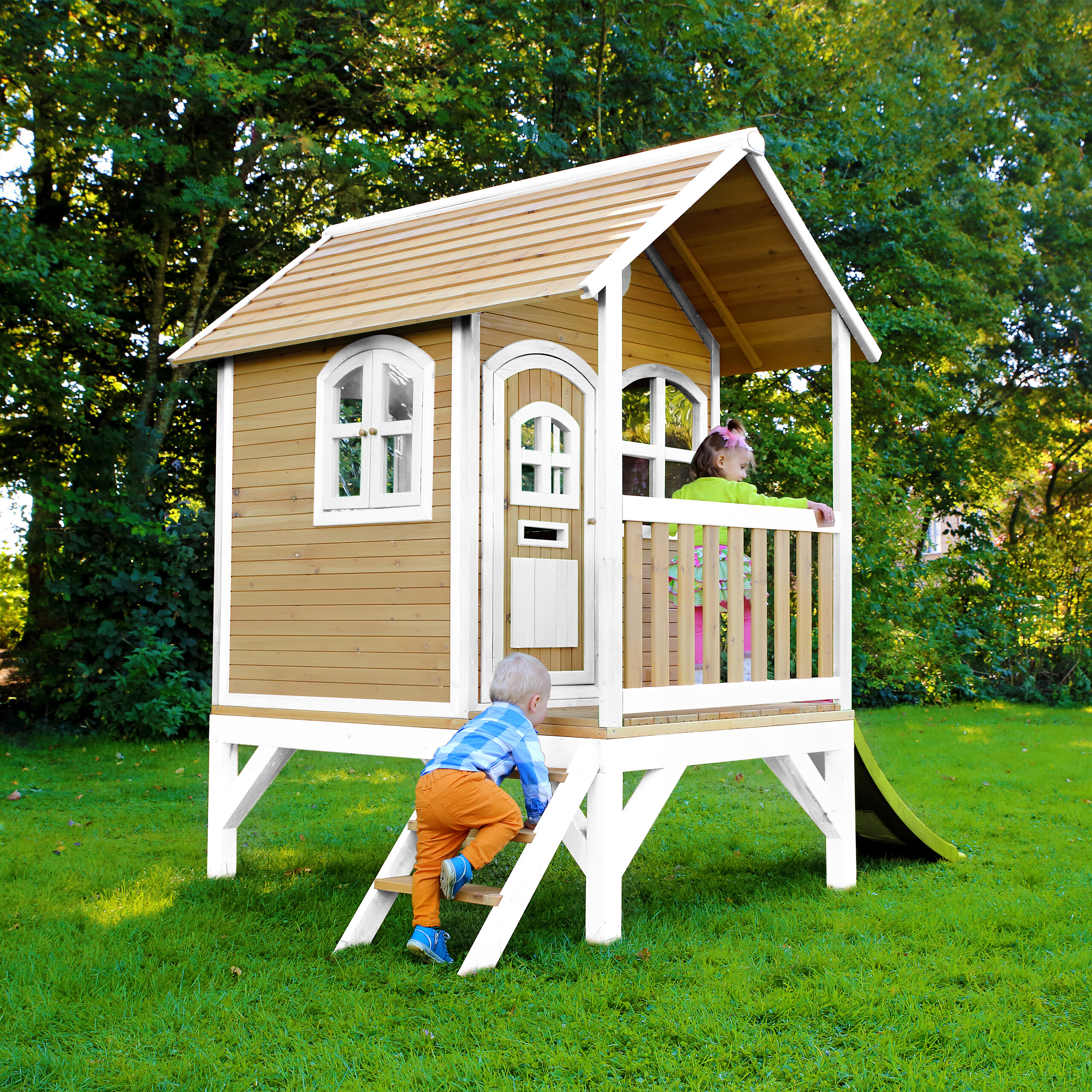 AXI Spielhaus Tom braun B/H/L: ca. 287x231x191 cm