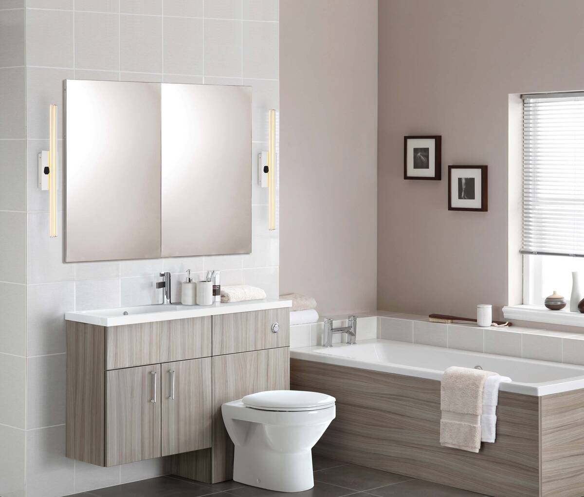 GLOBO LED-Wandleuchte Opal Chrom Kunststoff Metall B/H: ca. 10x61 cm