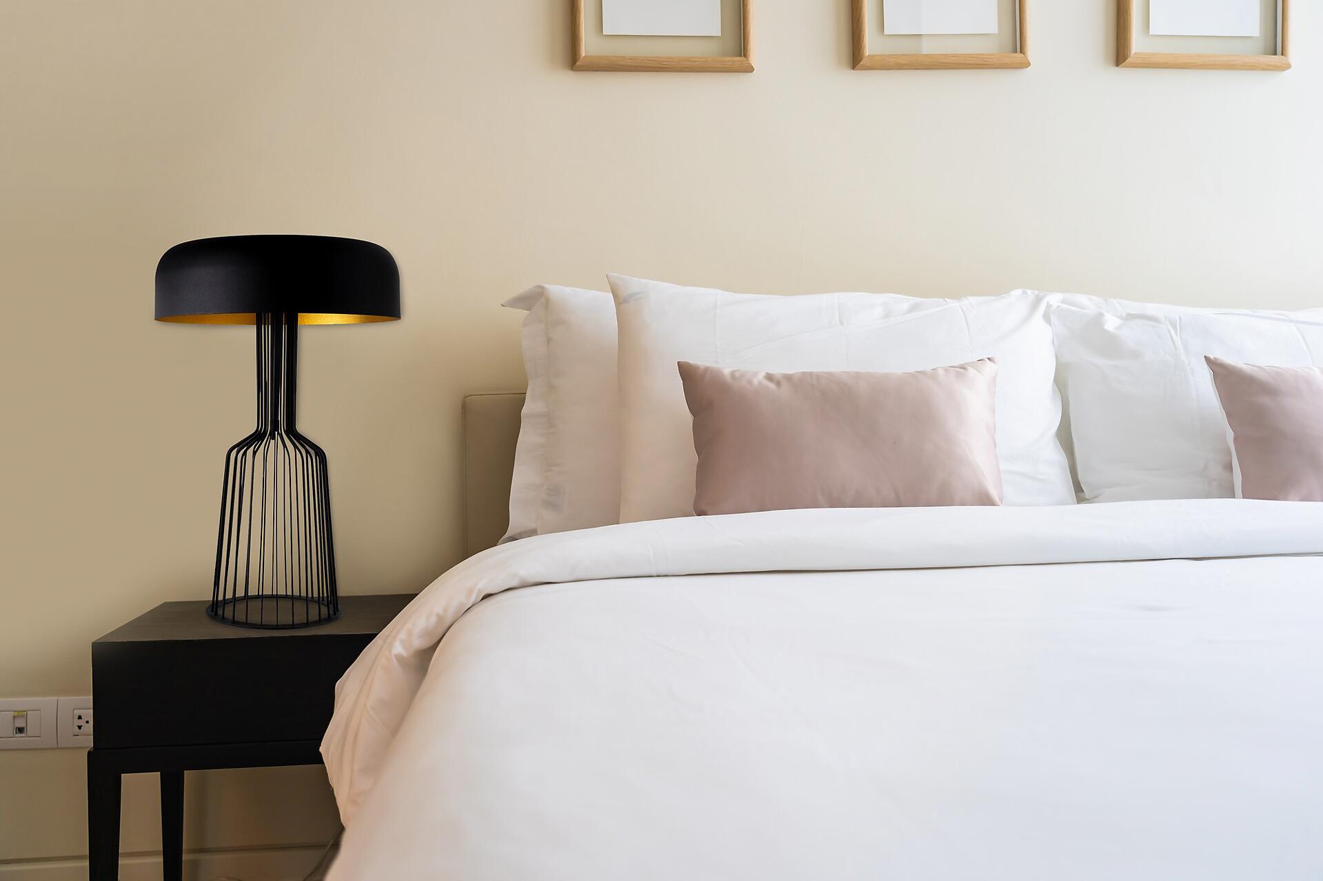 Opviq Tischleuchte gold schwarz Eisen B/H/L: ca. 36x57x36 cm E27 1 Brennstellen