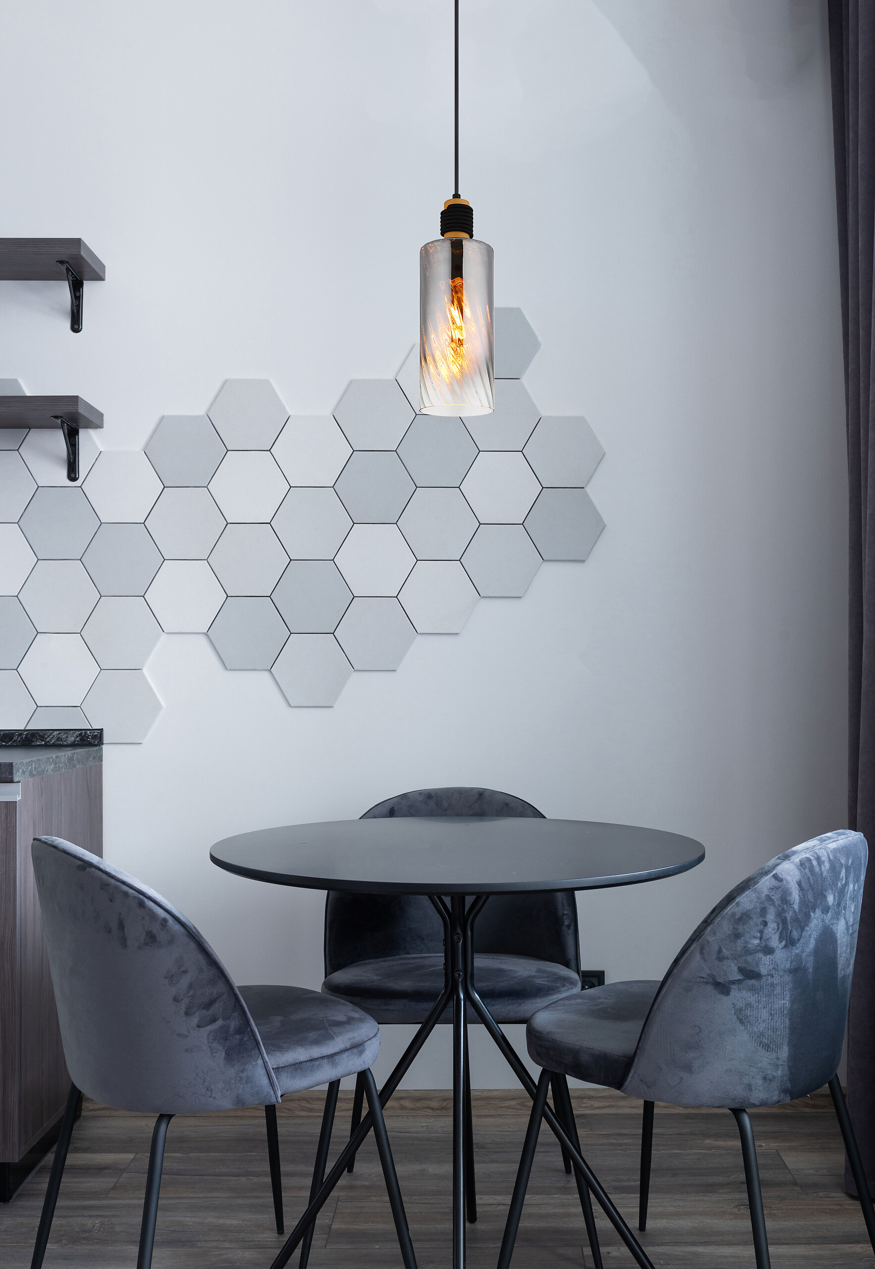 GLOBO Pendelleuchte mattschwarz braun Rauch Metall Holz Glas H/D: ca. 150x12 cm E27 1 Brennstellen