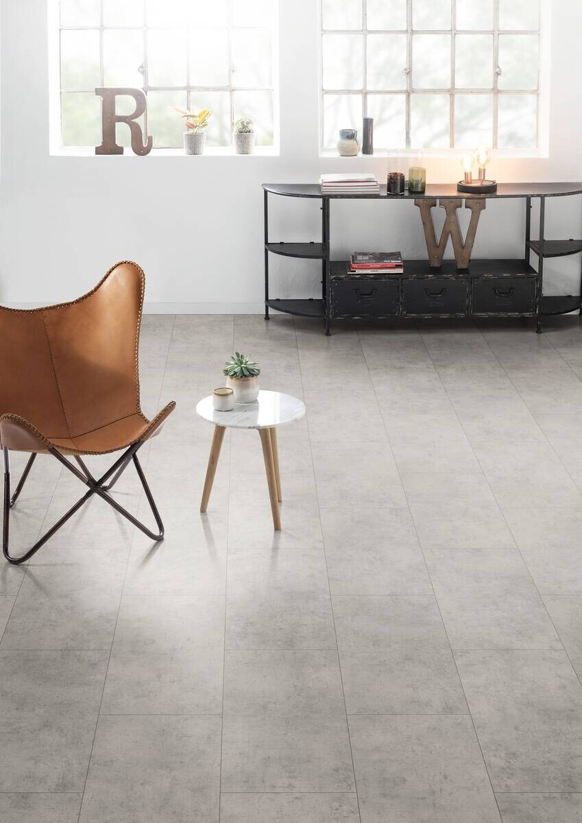 Laminatboden Fliese grau ca. 2,5349m² im Paket  B/L: ca. 34x130,5 cm pro Paket