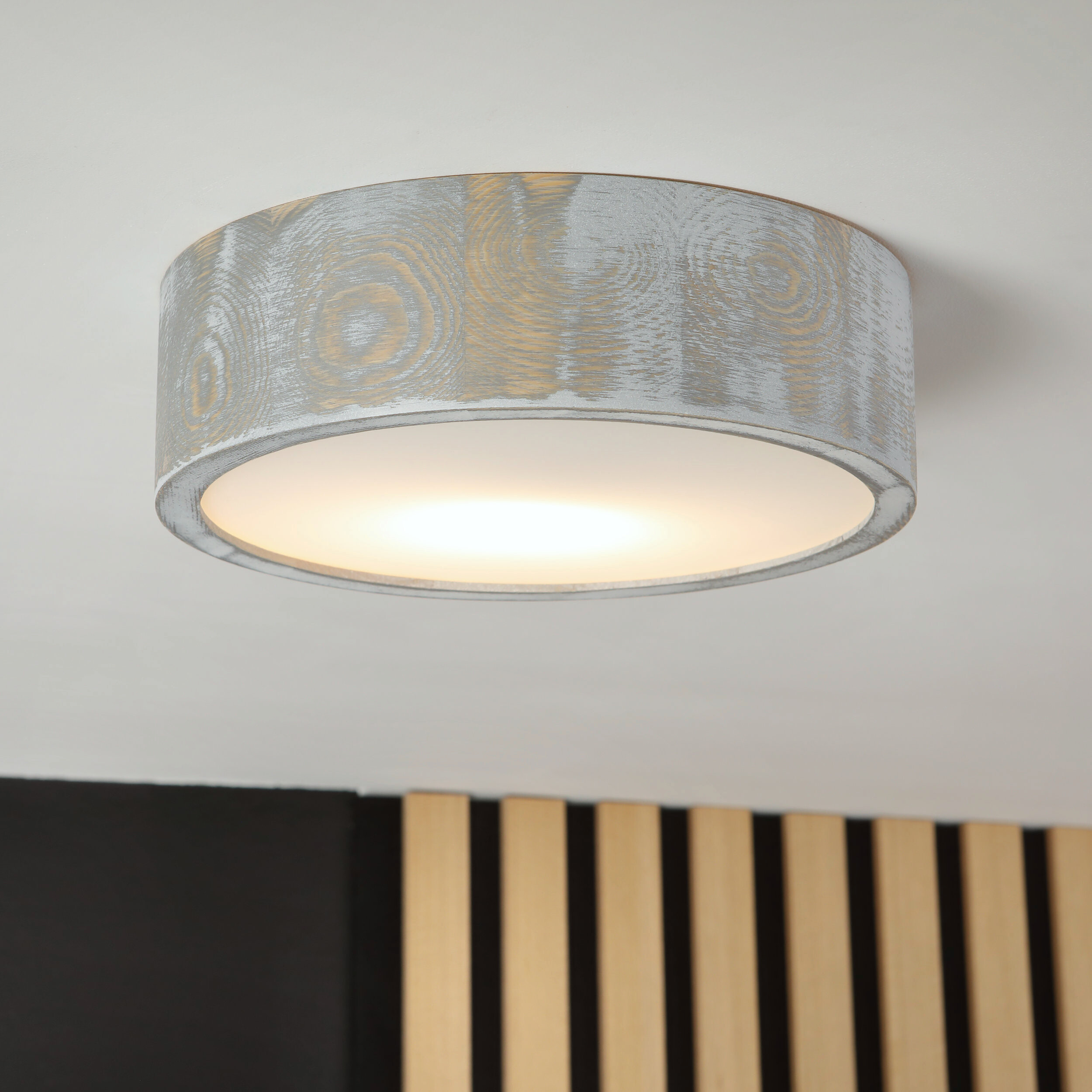 Lamkur Deckenleuchte hellbraun weiß Glas Holz B/H/L: ca. 28,5x12x28,5 cm 1 Brennstellen