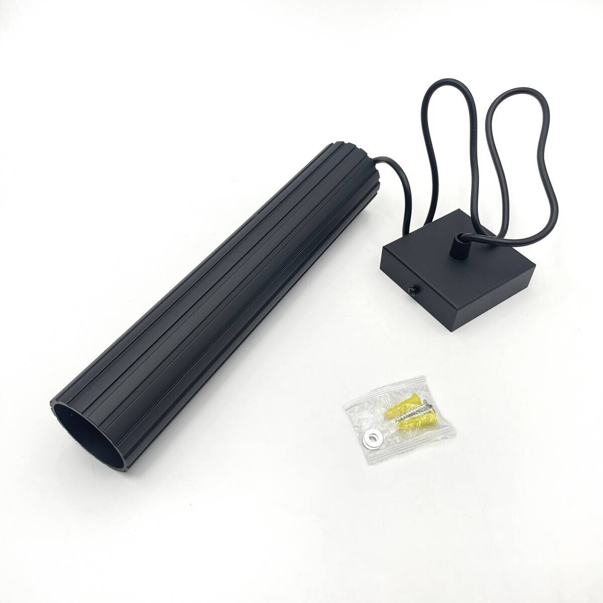 Lamkur Strahler Prisma schwarz Stahl B/H/L: ca. 6,5x118x6,5 cm 1 Brennstellen