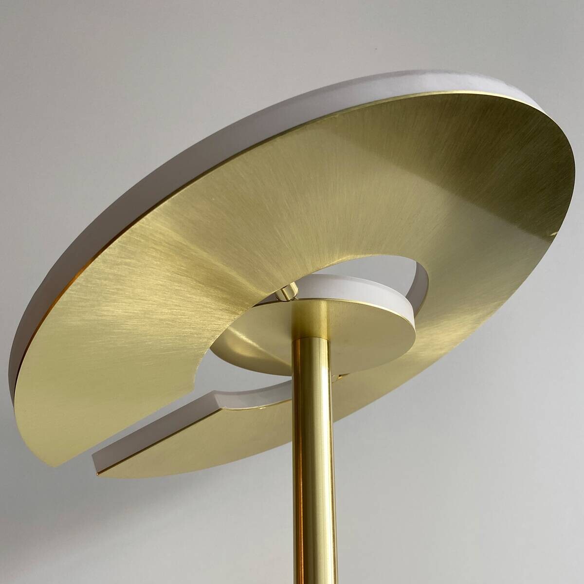 Fischer & Honsel LED-Stehleuchte 40316 messing weiß Glas Metall B/H/T: ca. 35x180x50 cm 1 Brennstellen