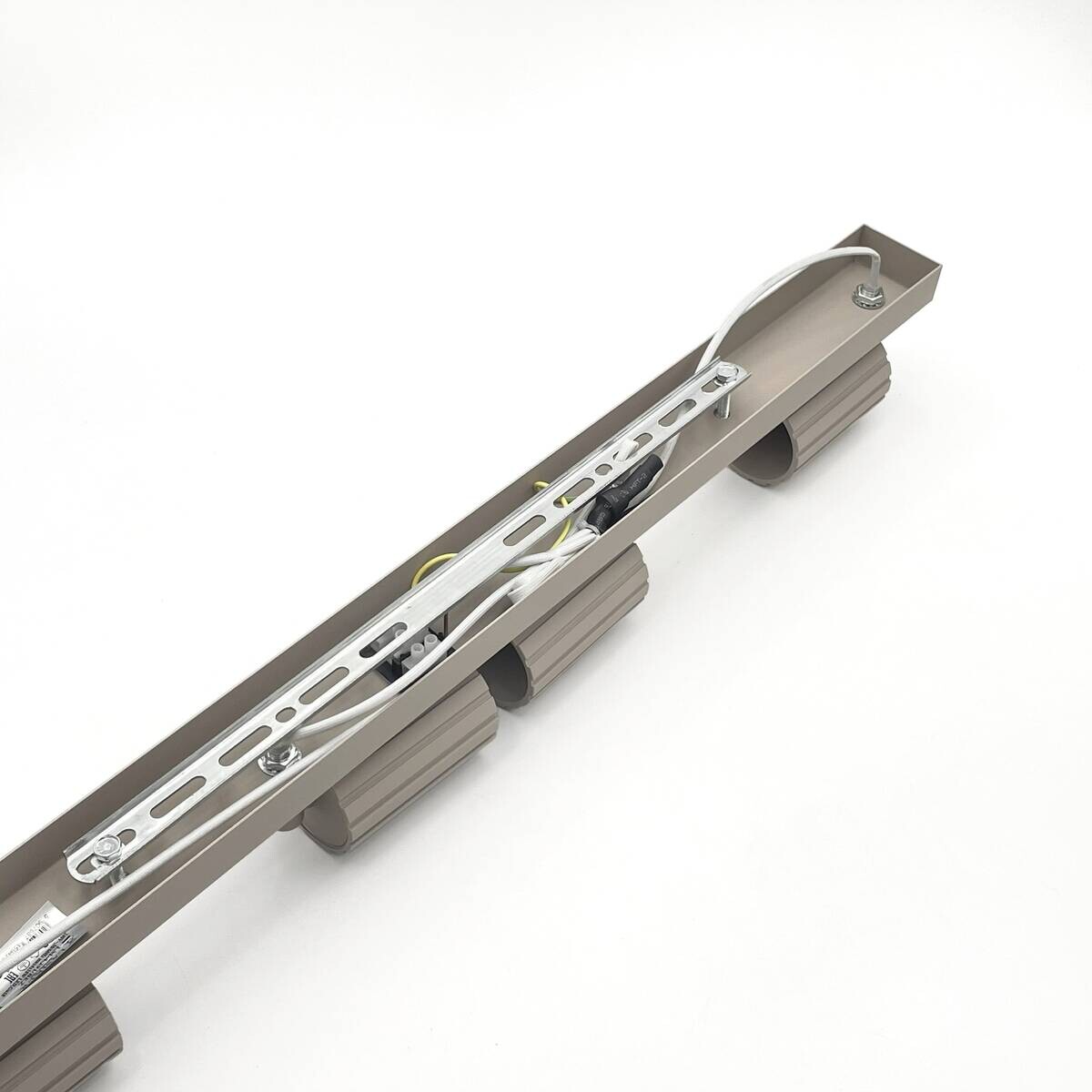 Lamkur Strahler Prisma beige Stahl B/H/L: ca. 6,5x16,5x81 cm 4 Brennstellen