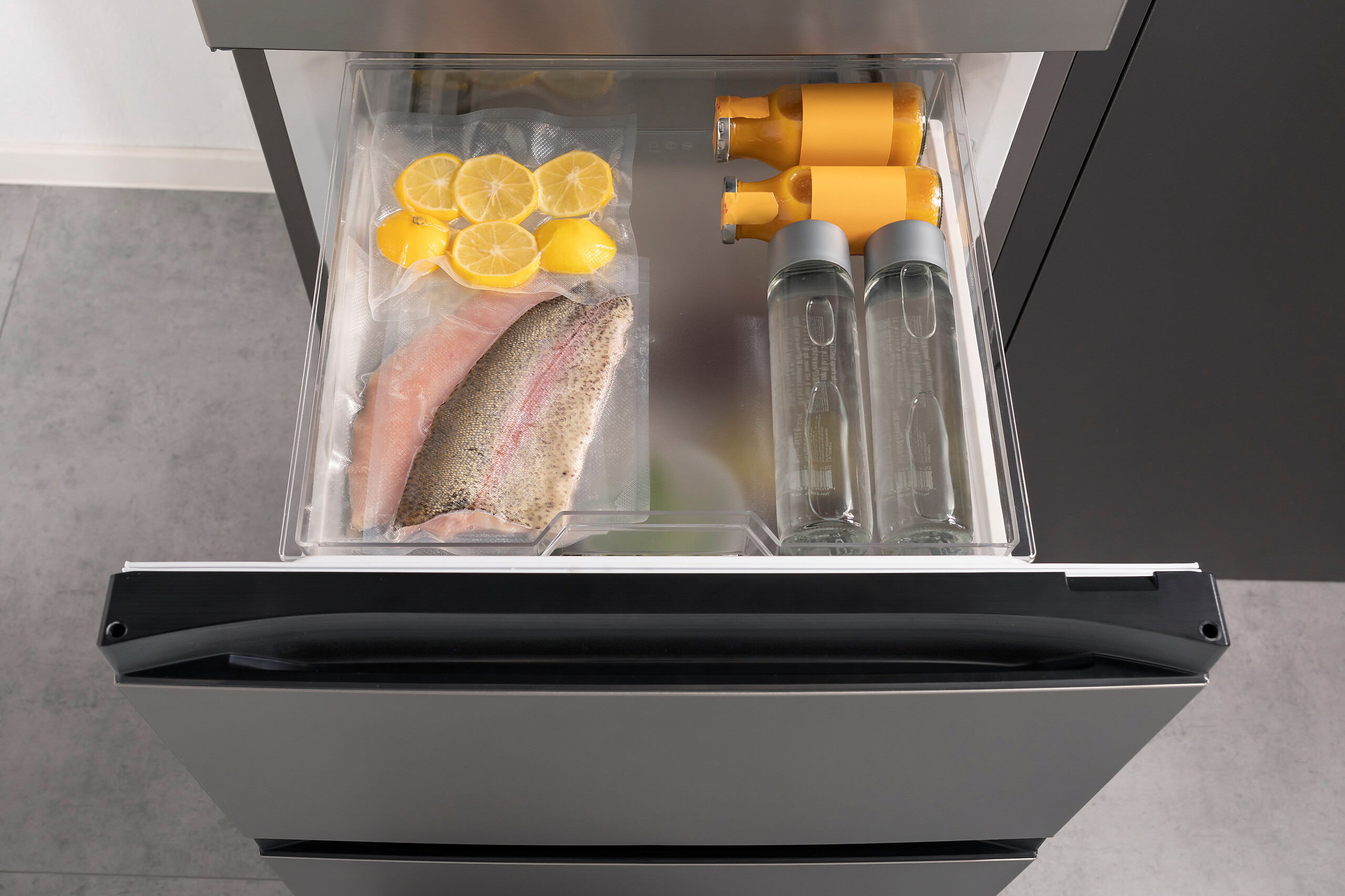 Hisense Kühl-/Gefrierkombination RM469N4ACD Silbergrau