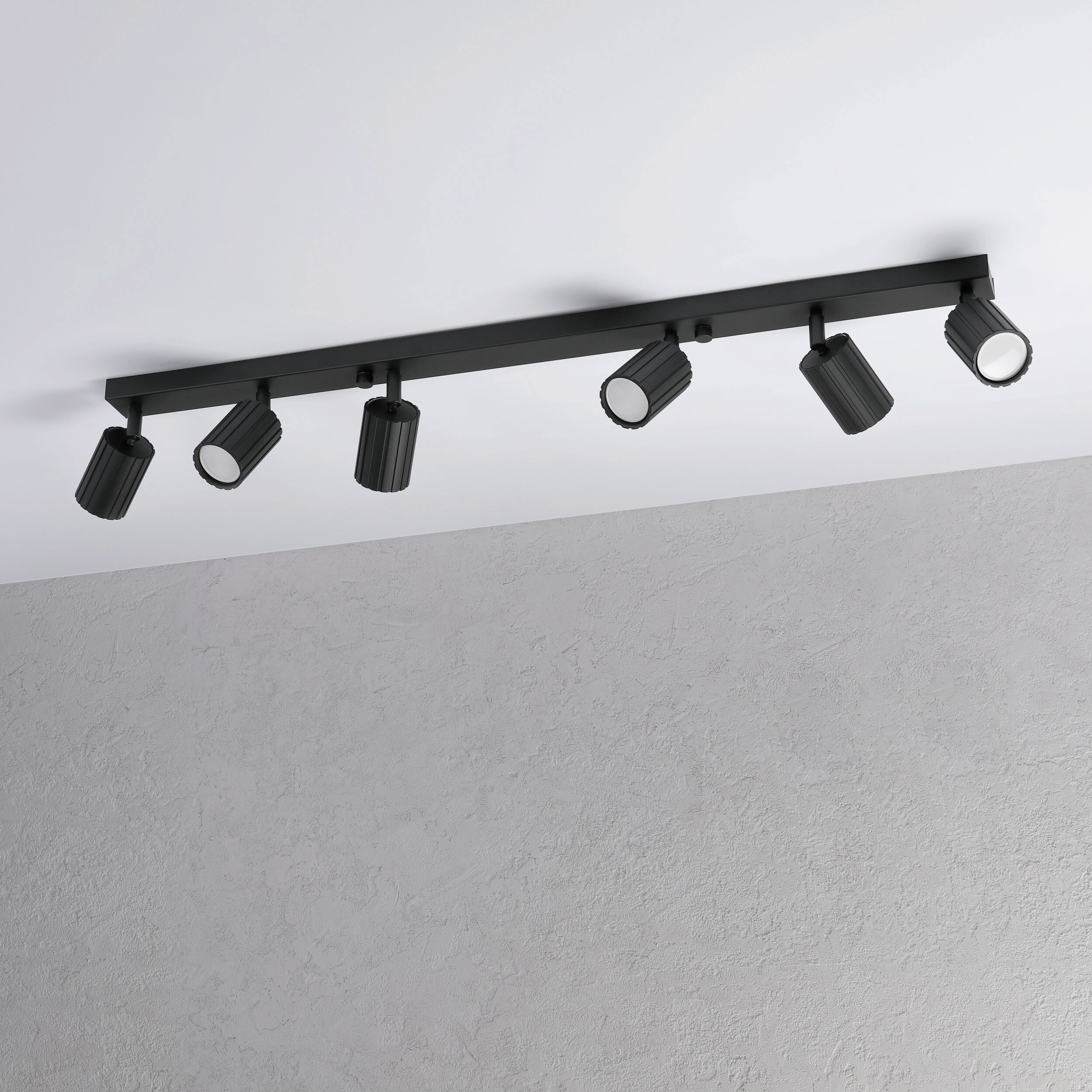 Lamkur Strahler Prisma schwarz Stahl B/H/L: ca. 6,5x16,5x117 cm 6 Brennstellen