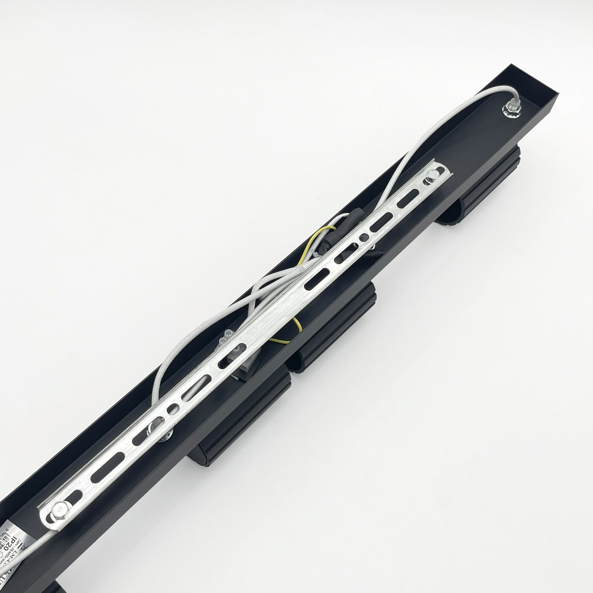 Lamkur Strahler Prisma schwarz Stahl B/H/L: ca. 6,5x16,5x81 cm 4 Brennstellen