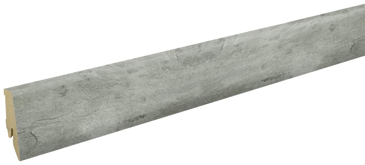 Sockelleiste L/B/H: ca. 250x1,8x5,8 cm pro Stück