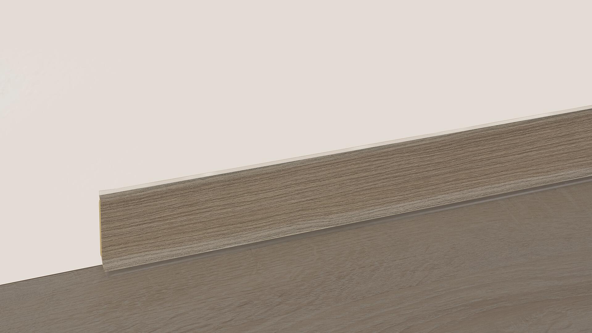 Sockelleiste L/B/H: ca. 250x1,28x6 cm pro Stück