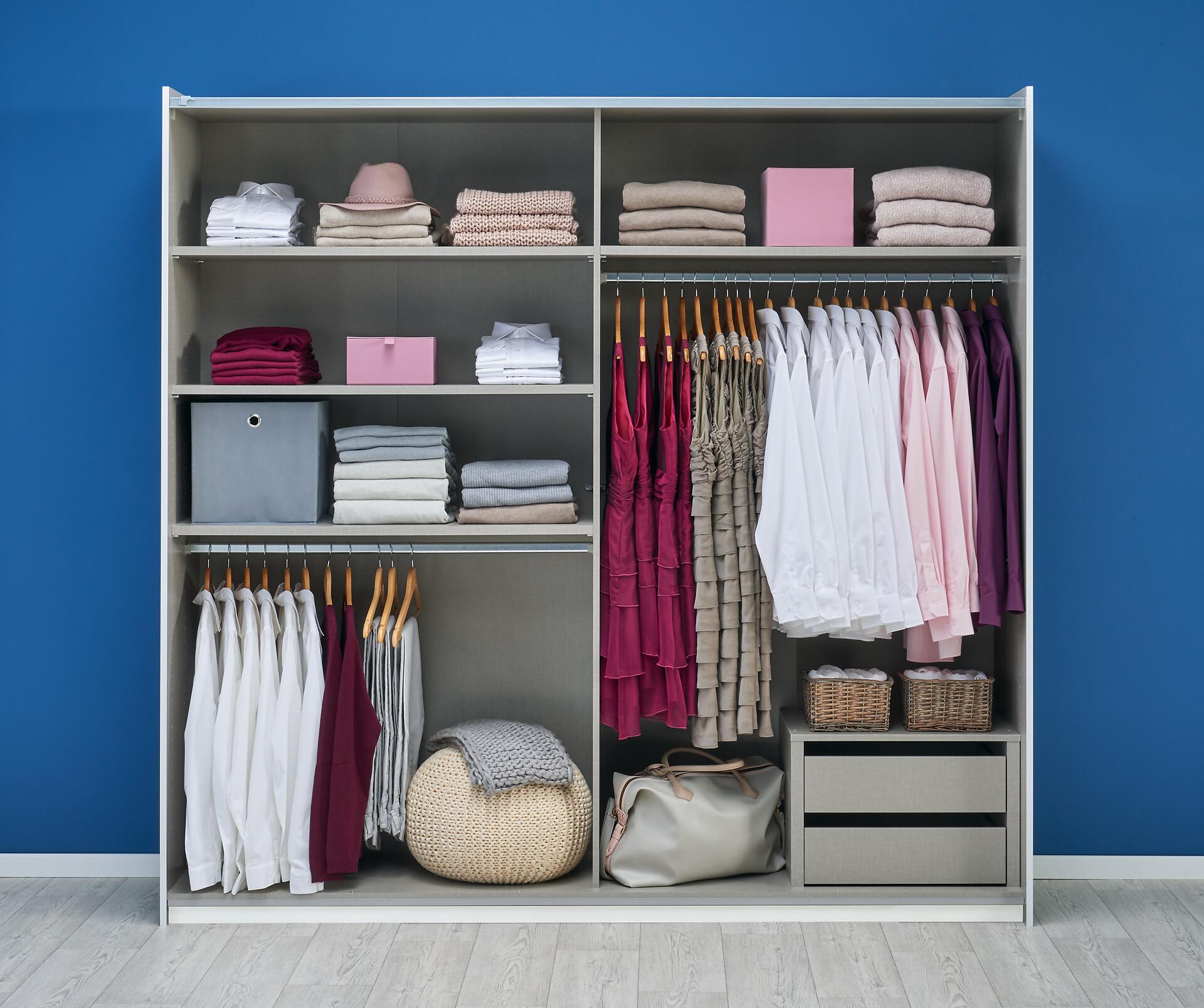 Schwebetürenschrank Kronach Alpinweiß B/H/T: ca. 218x210x59 cm