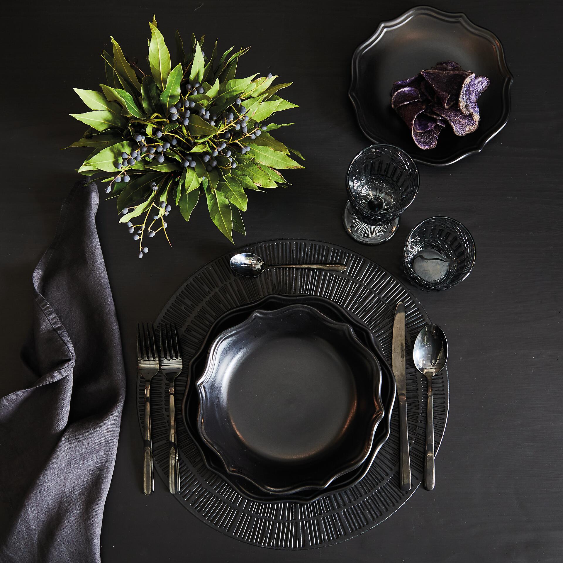 TOGNANA Tafelservice Cecile schwarz Steinzeug 12 tlg.