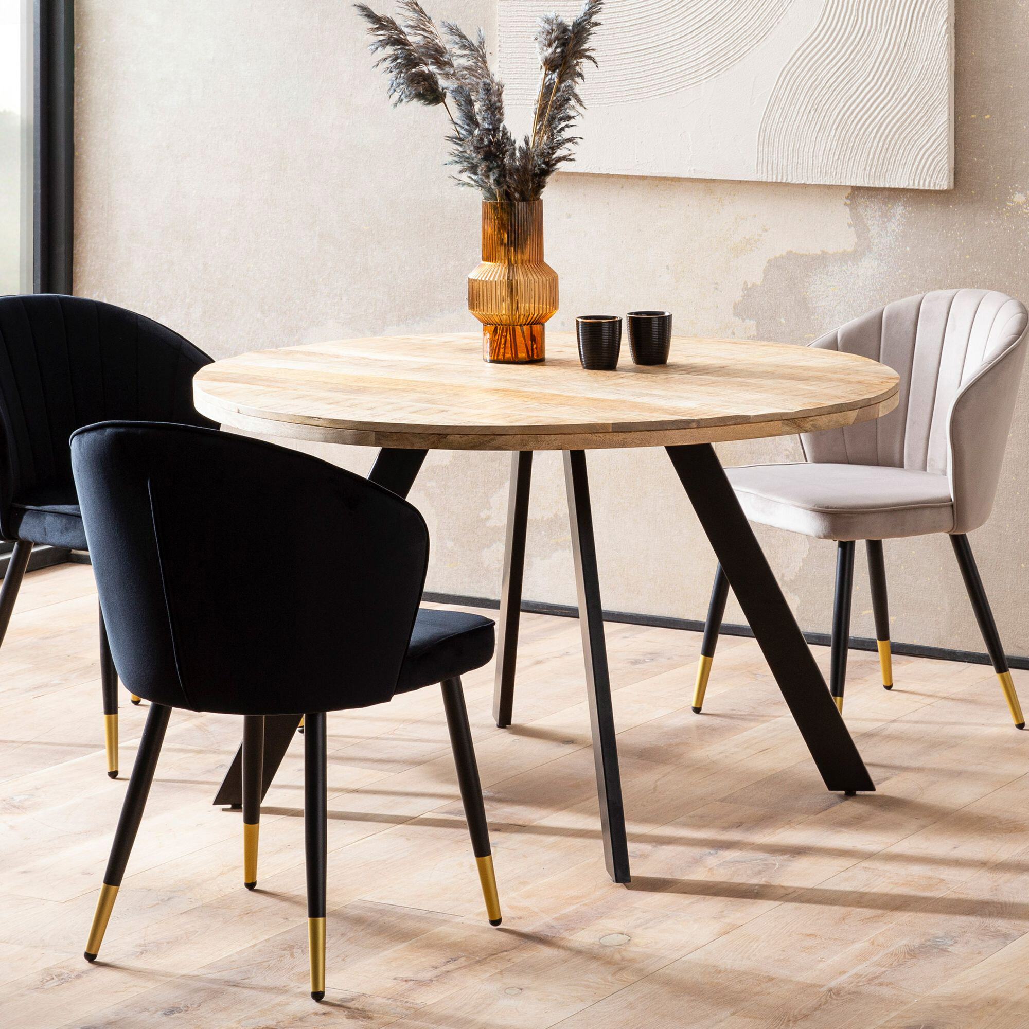 Esstisch H/D: ca. 76x120 cm