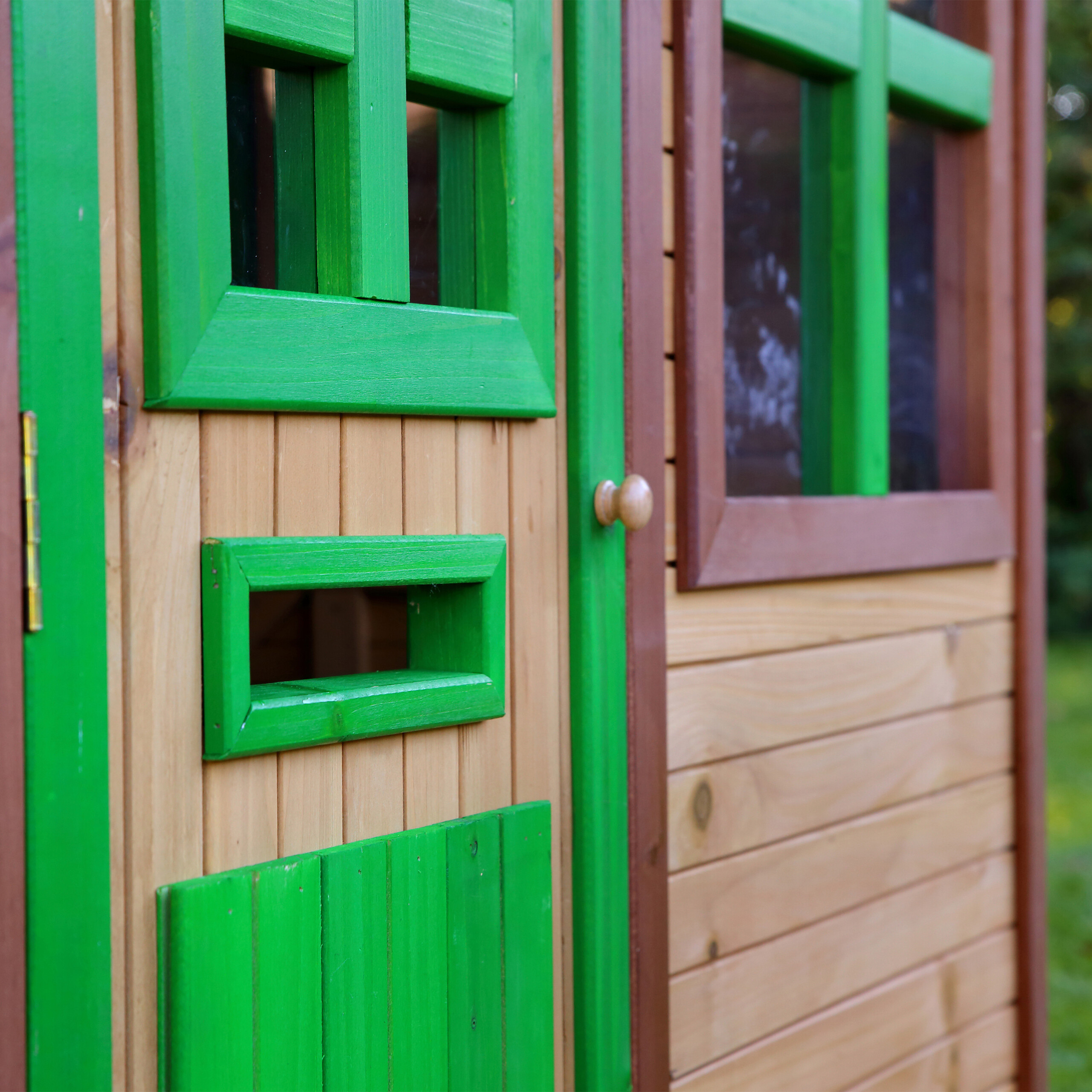 AXI Spielhaus Alex braun B/H/L: ca. 137x178x191 cm