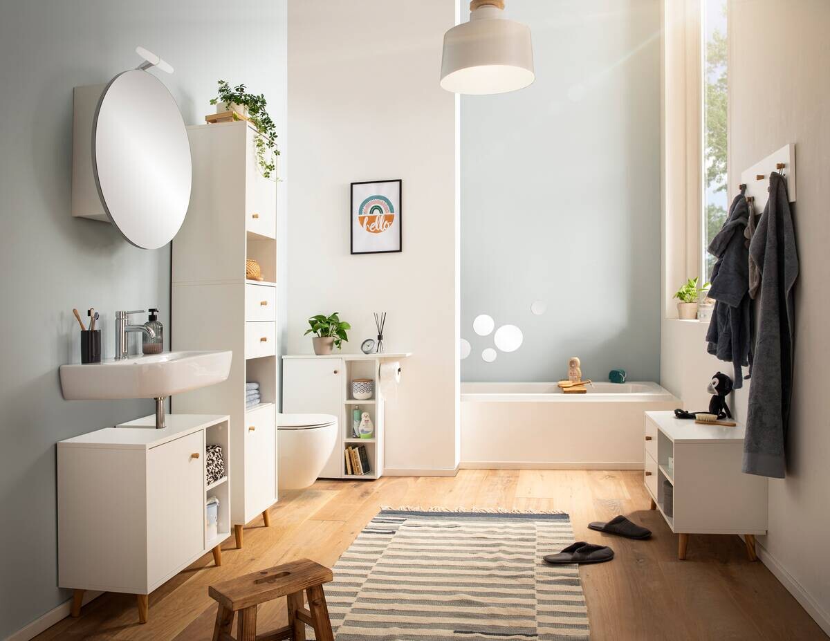 Hochschrank Bjarne weiß matt B/H/T: ca. 40,3x180,6x33,05 cm