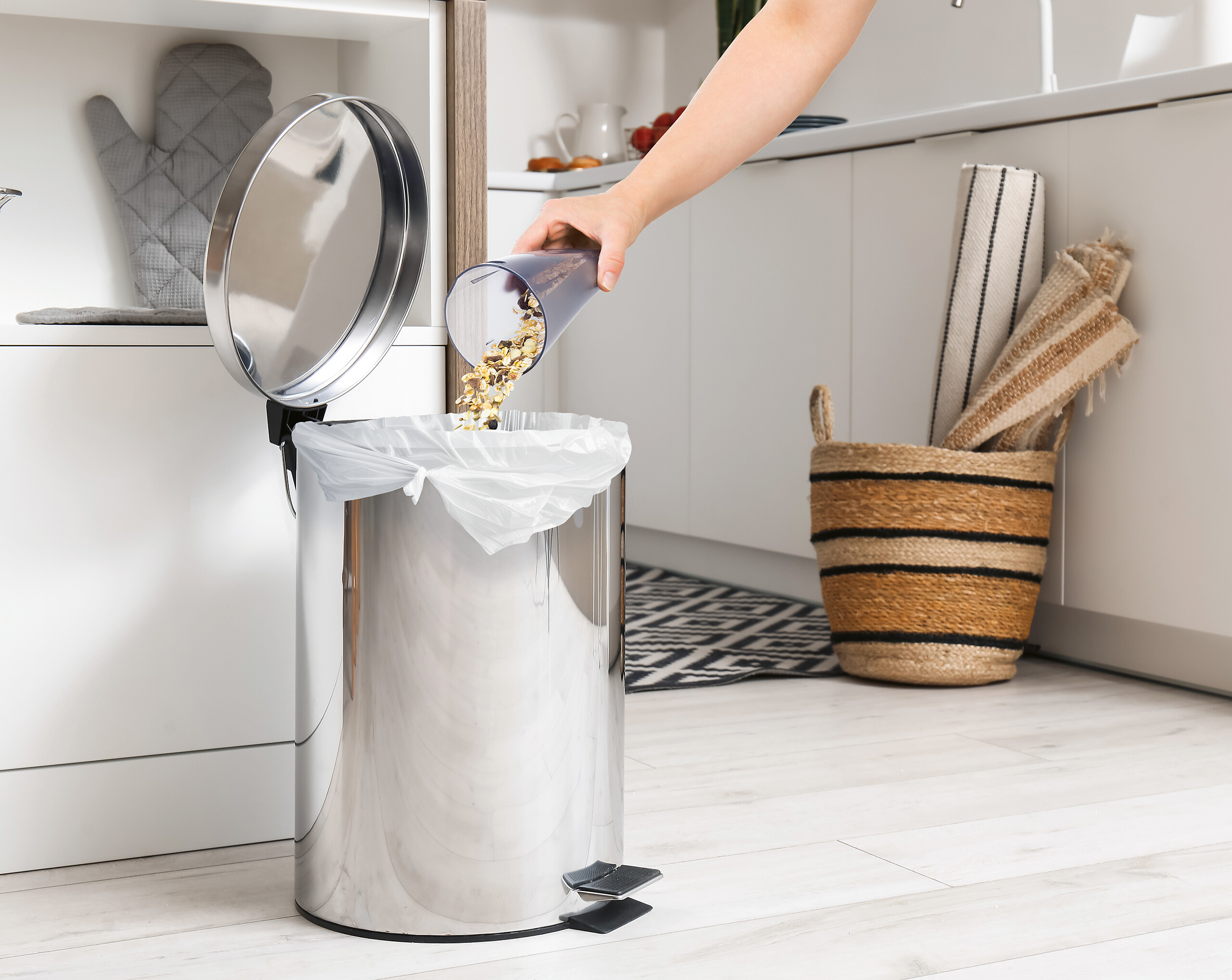 CLEANmaxx Akku-Handstaubsauger rot schwarz B/H/L: ca. 10x12x37 cm