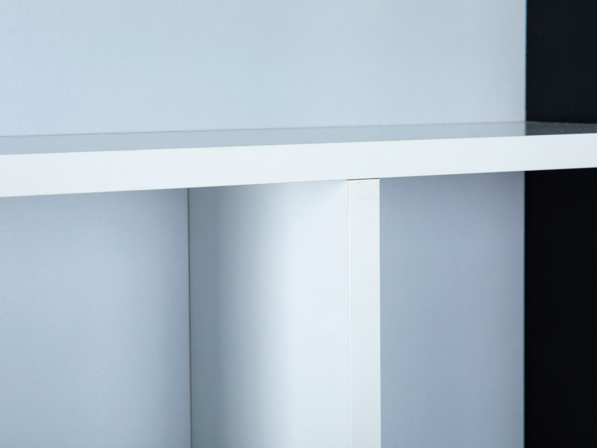 Vitrine Decem weiß schwarz MDF B/H/T: ca. 70x70x13 cm