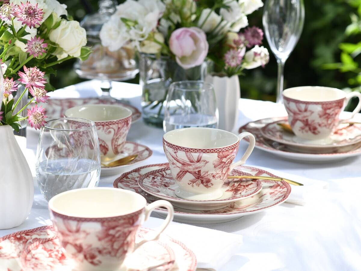 CreaTable Kaffeeservice Adelaide Rot weiß Porzellan 12 tlg.