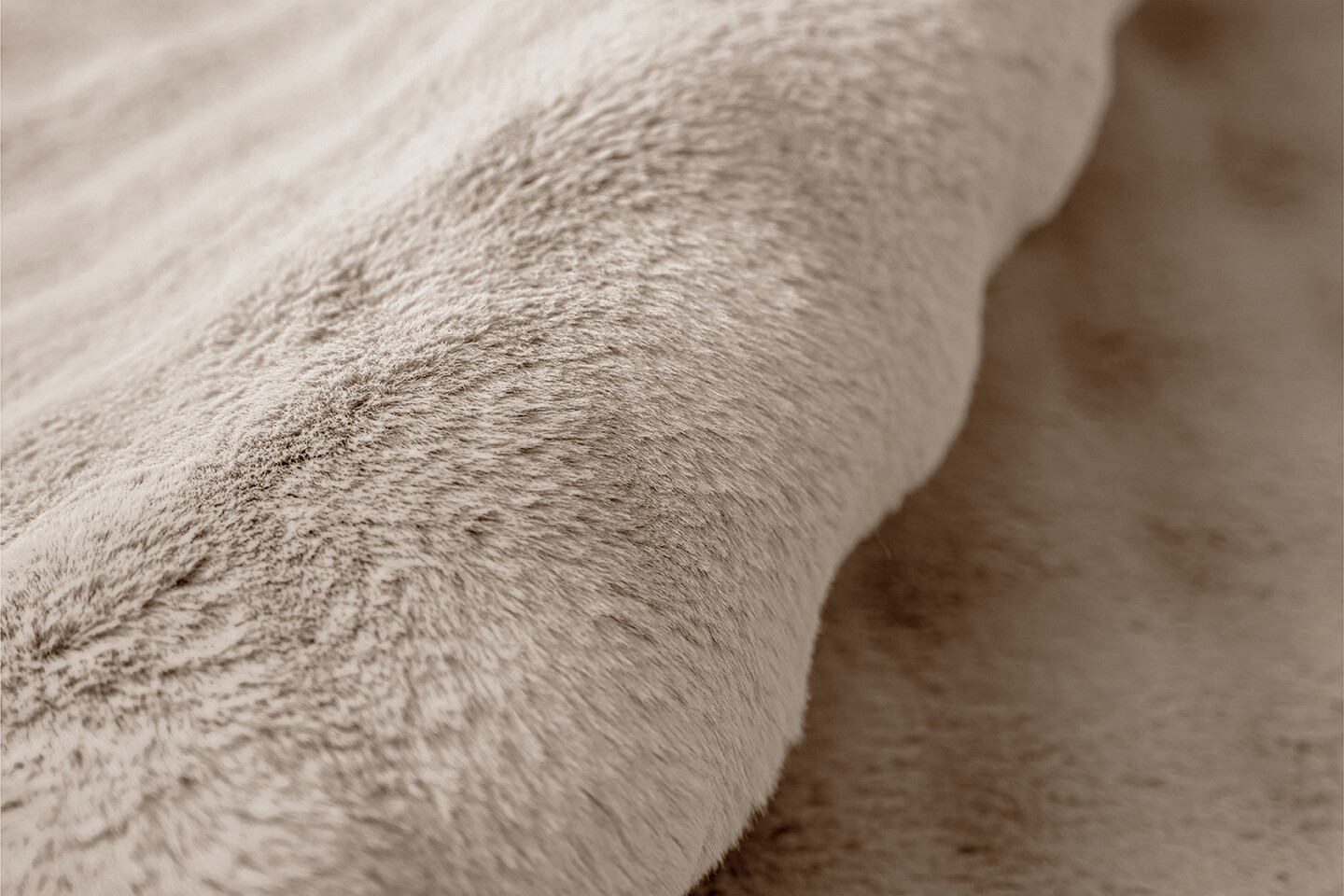 Padiro Hochflorteppich Hailey 125 beige B/H/L: ca. 200x3x290 cm