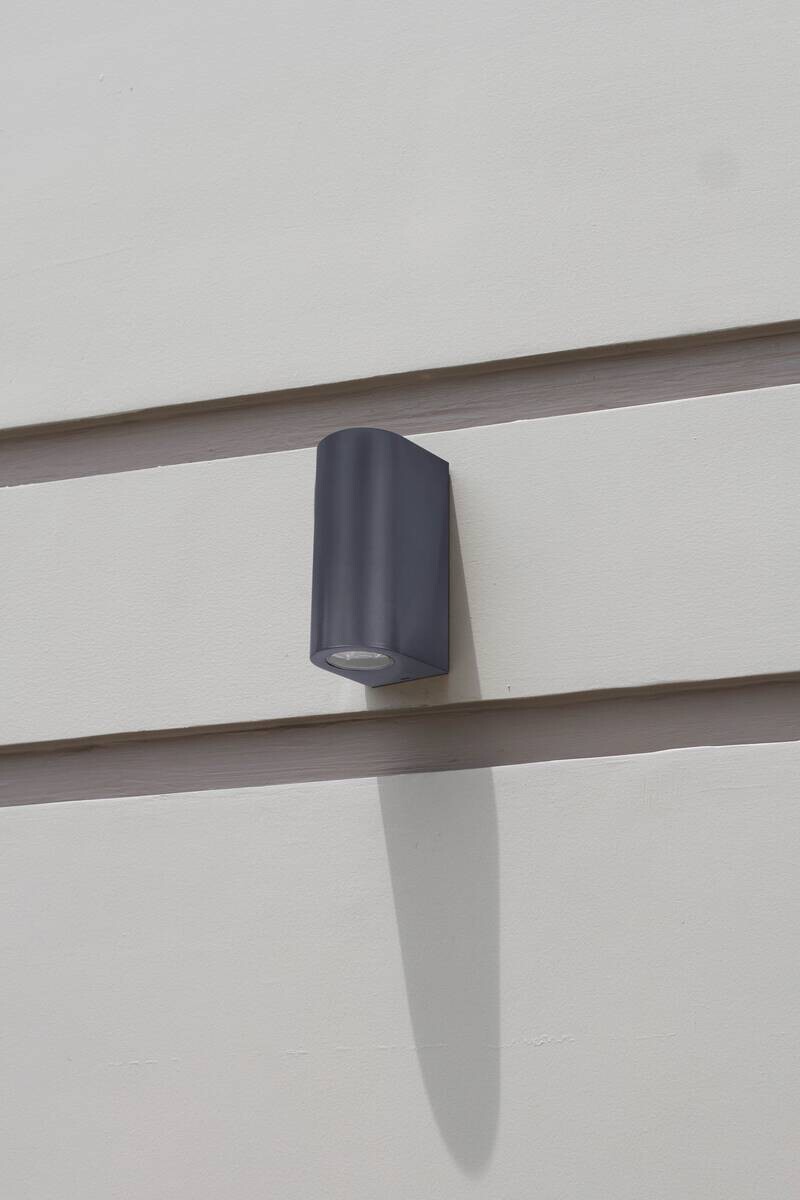 Außenwandleuchte schwarz B/H/T: ca. 6,8x15,5x8,8 cm