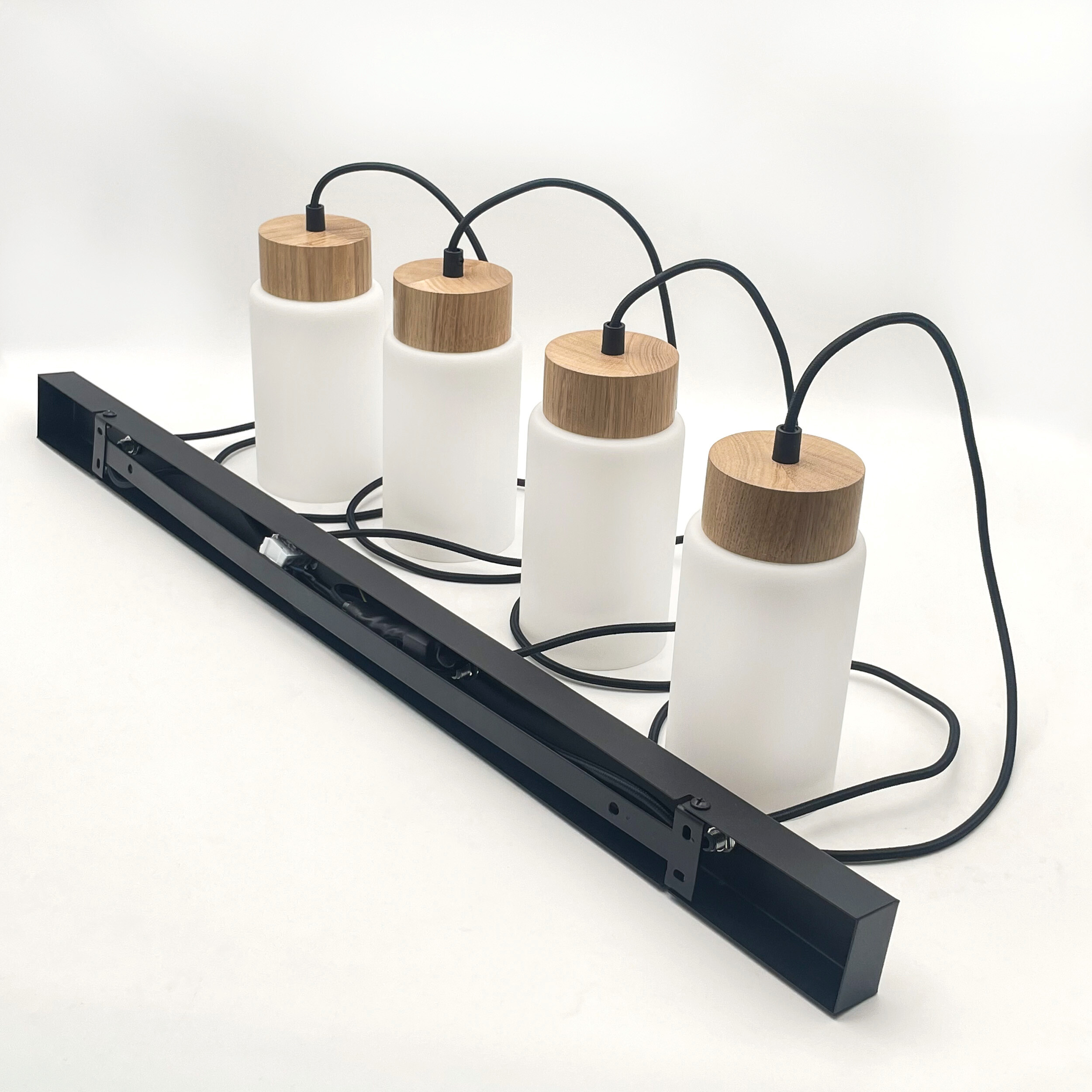 Lamkur Hängeleuchte Marcus schwarz Stahl Glas Holz B/H/L: ca. 85x20x20 cm E27 4 Brennstellen