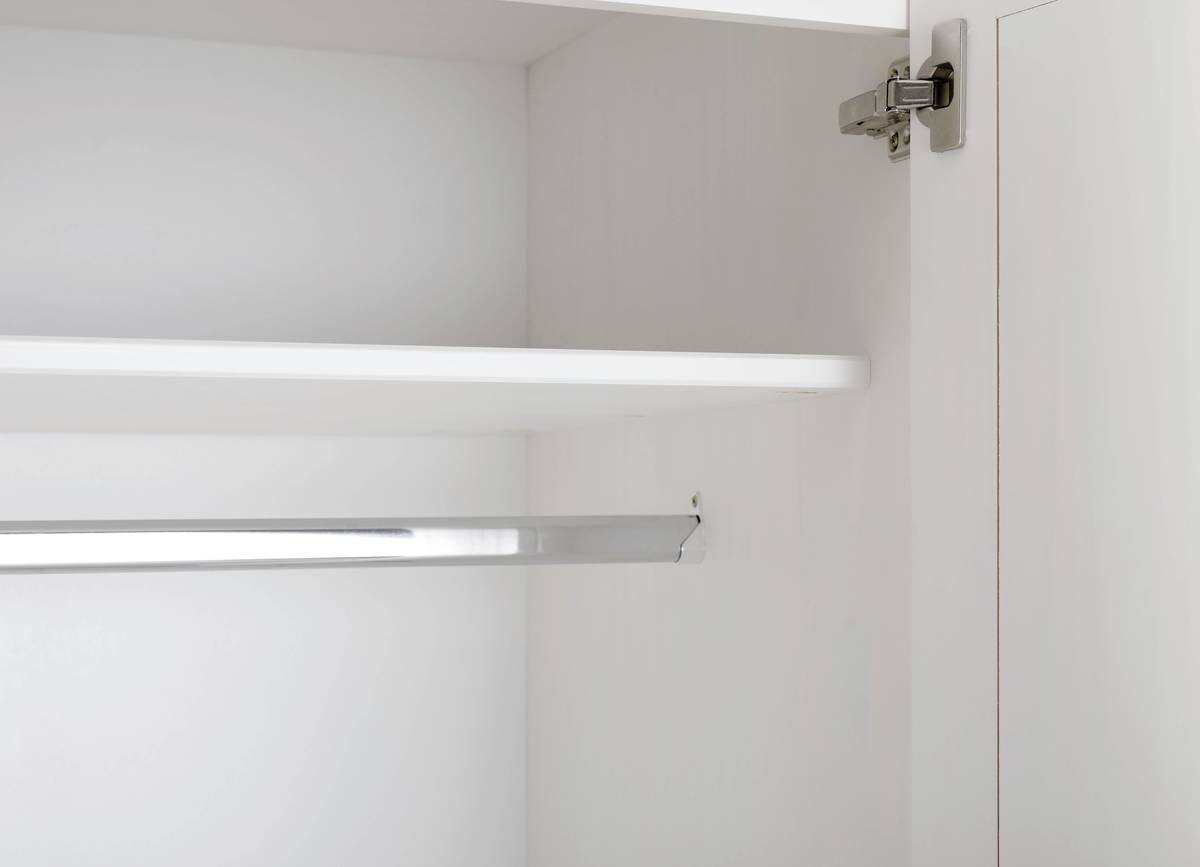 Kleiderschrank Isny weiß B/H/T: ca. 182x198x60 cm