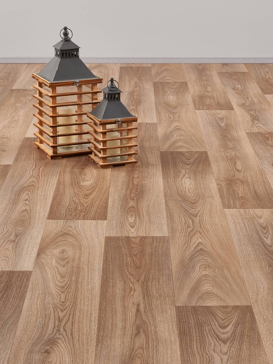 Vinylboden Solido braun Eiche B: ca. 400 cm pro m² Vinylboden Solido braun Eiche B: ca. 400 cm pro m²