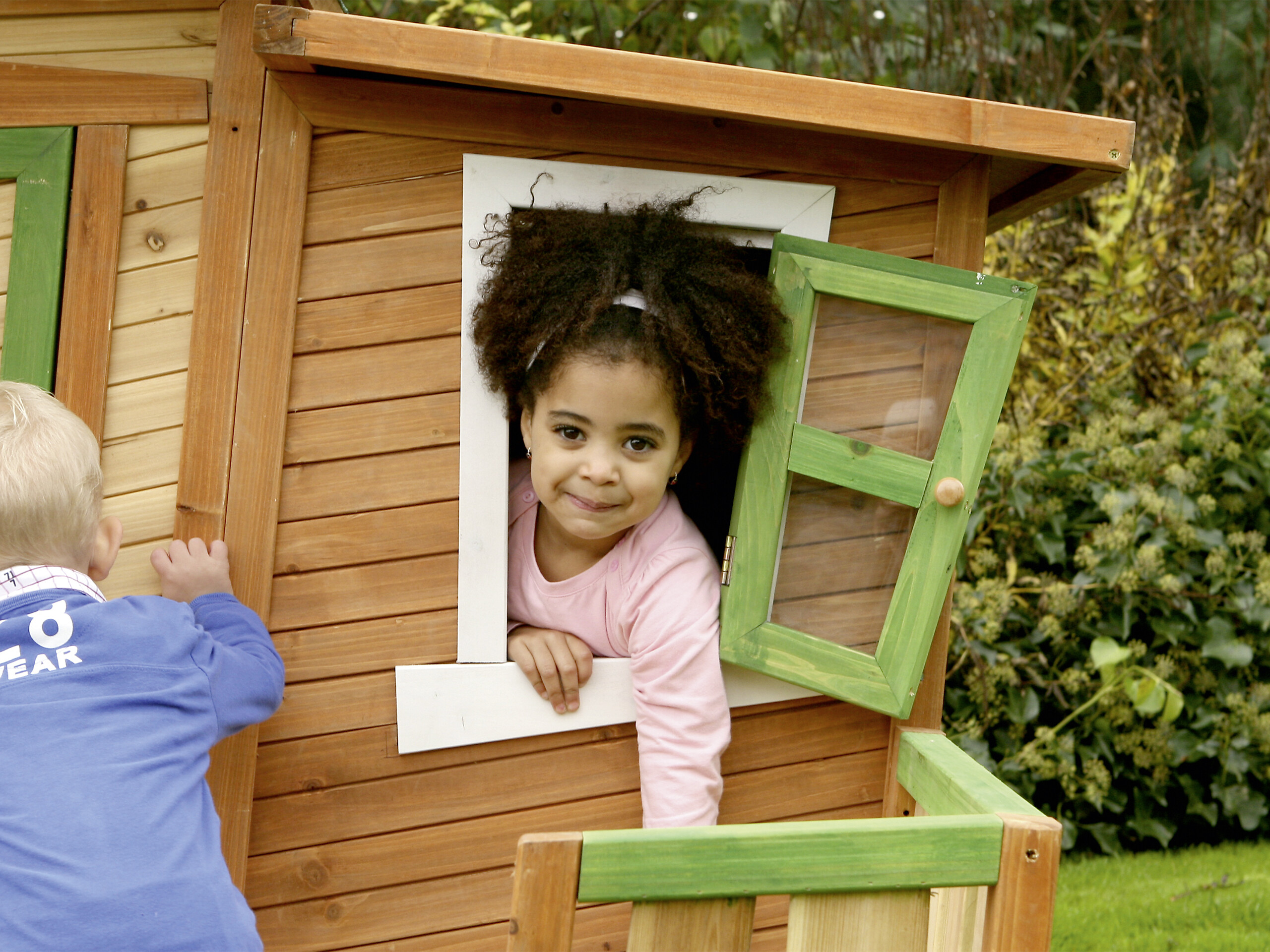 AXI Spielhaus Emma braun B/H/L: ca. 349x227x193 cm