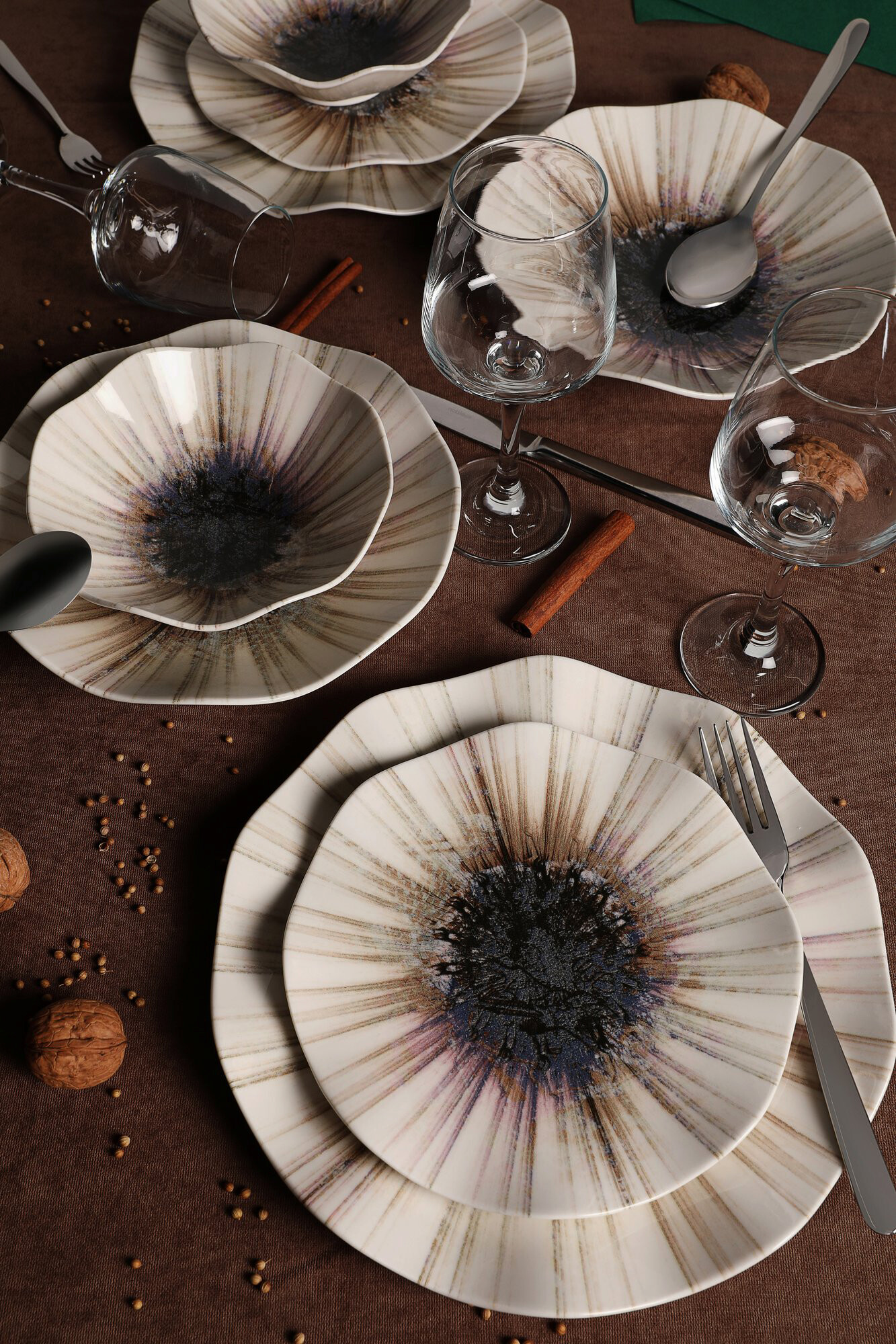 Hermia Concept Kombiservice mehrfarbig Porzellan 24 tlg.