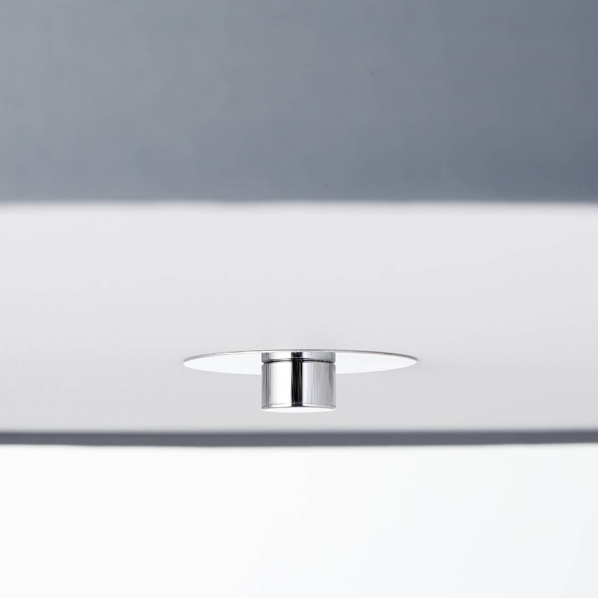 Brilliant Deckenleuchte Andria 93522/22 hellgrau Chrom Textil Metall H/D: ca. 26,5x60 cm E27 3 Brennstellen