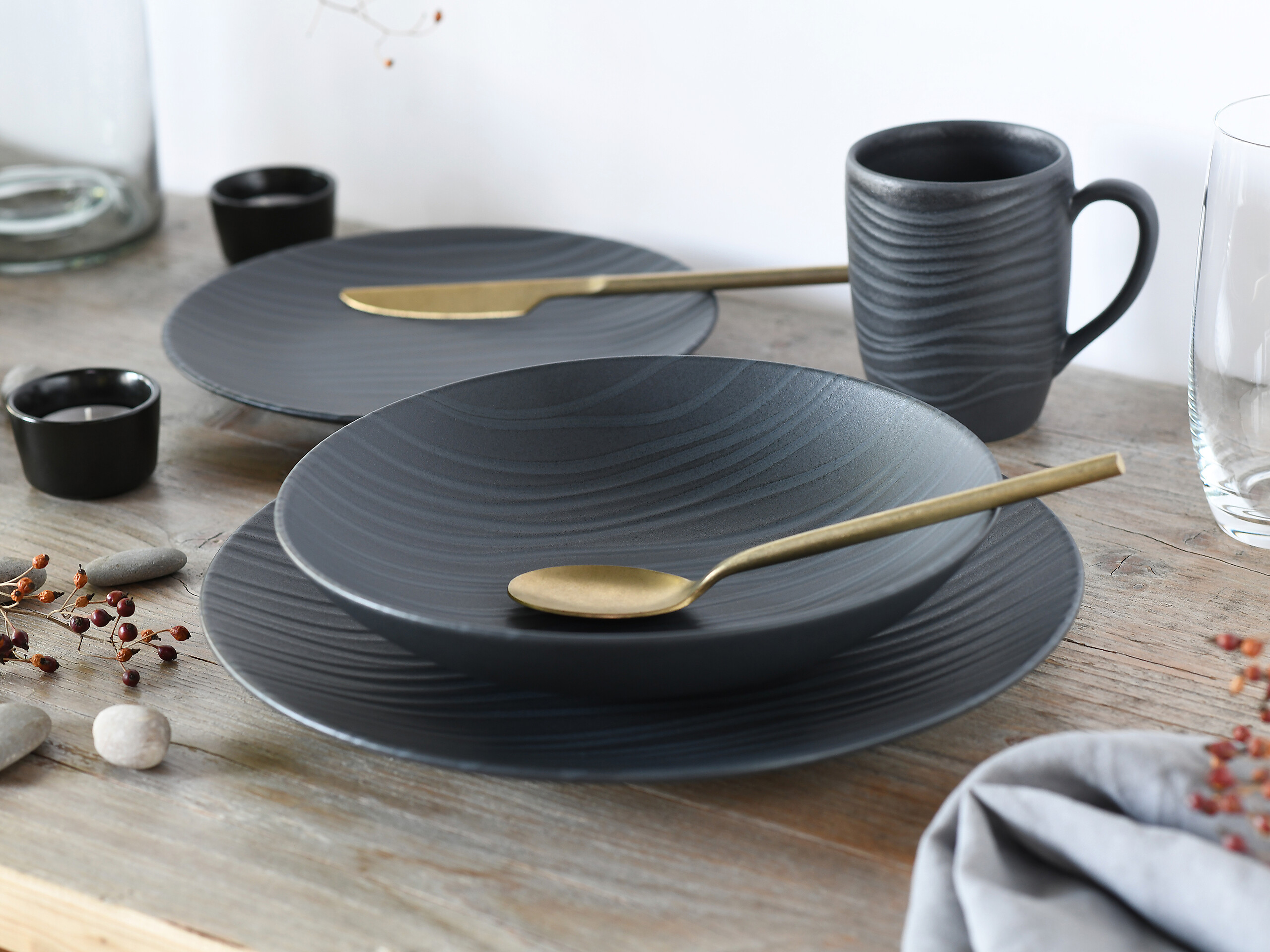 CreaTable Kombiservice Waves schwarz Steinzeug 16 tlg.