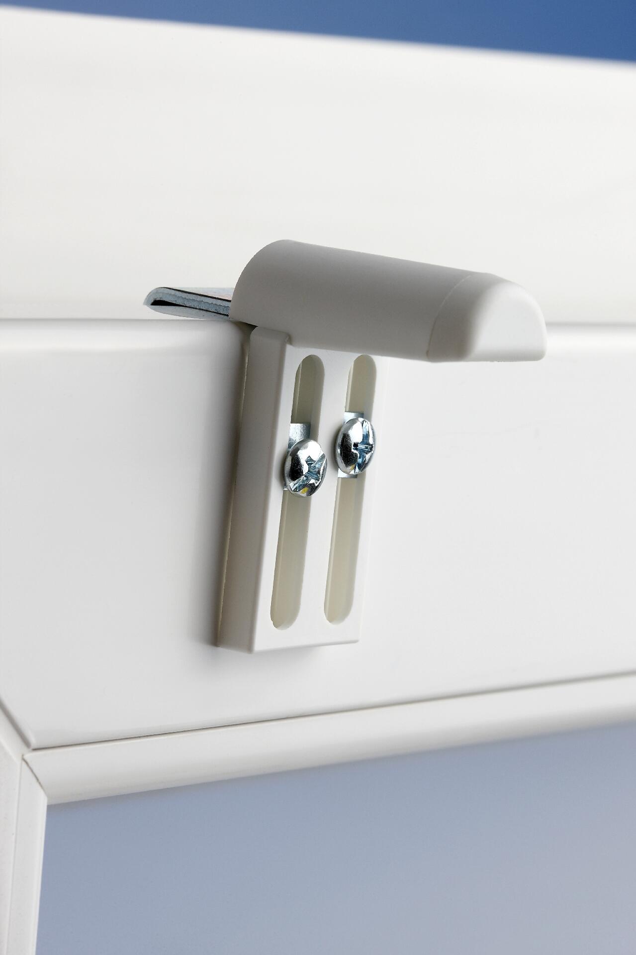 LICHTBLICK Klemmträger Universal für Rollos u. Jalousien weiß 2 Packstücke