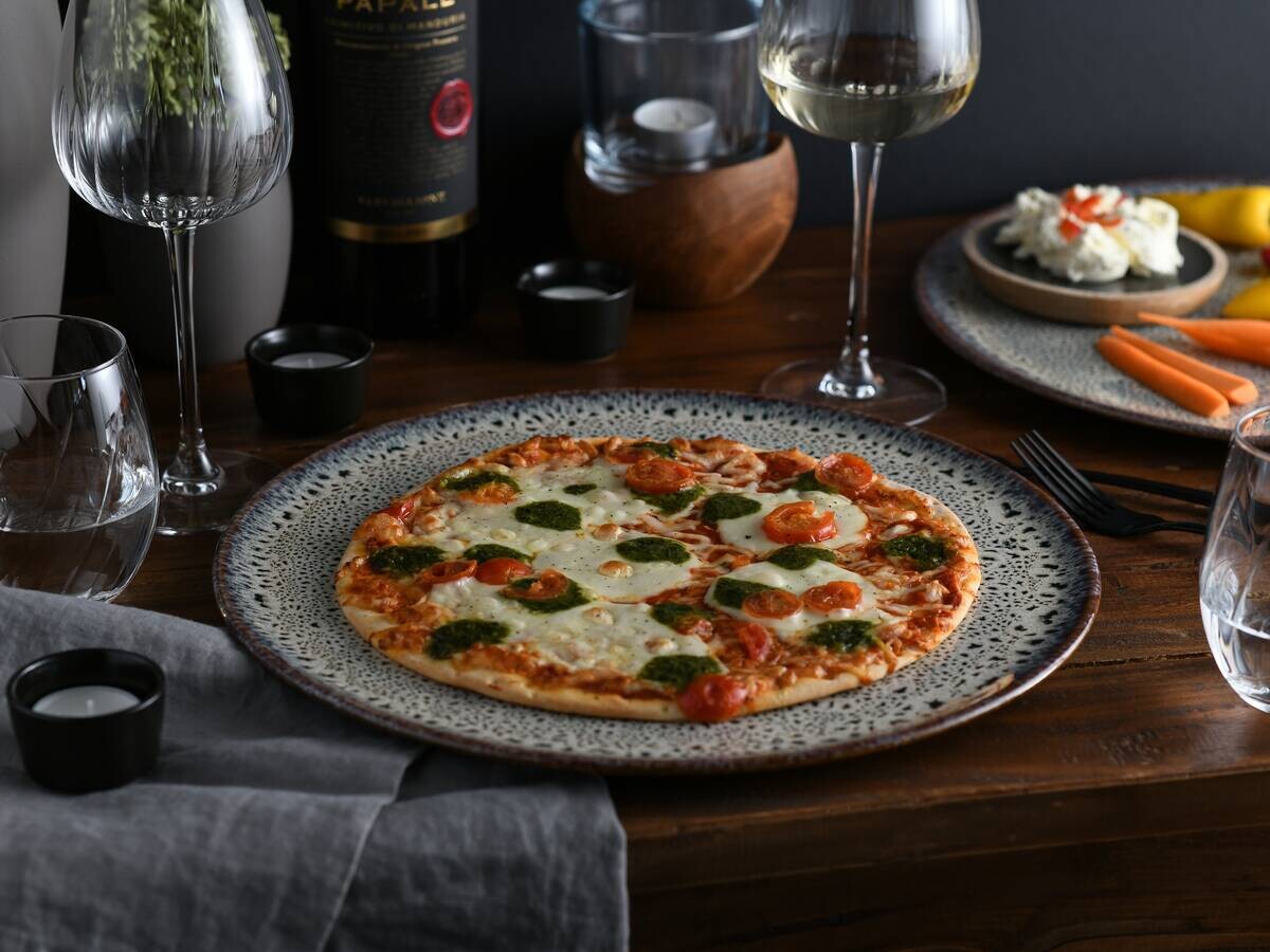 Teller sand Steinzeug D: ca. 33 cm