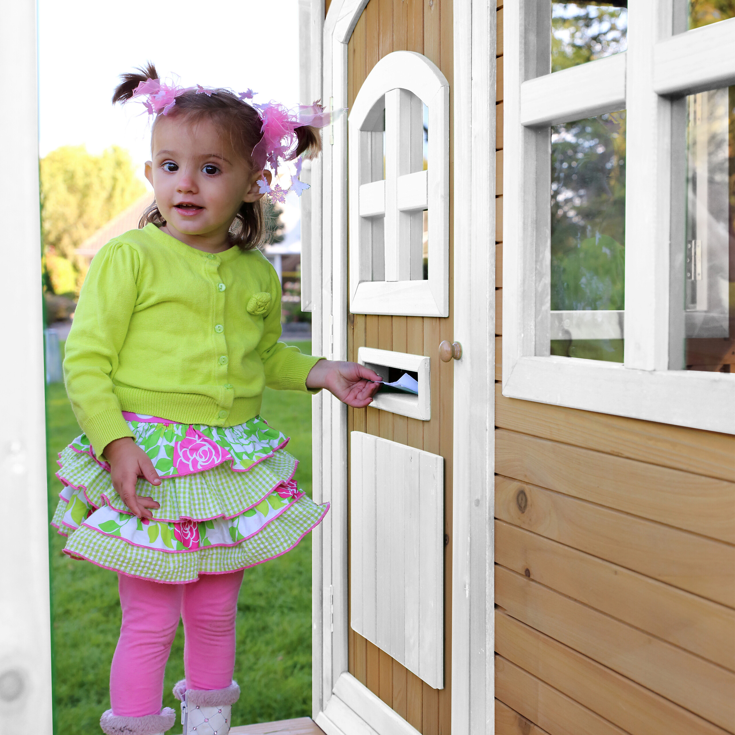 AXI Spielhaus Tom braun B/H/L: ca. 287x231x191 cm