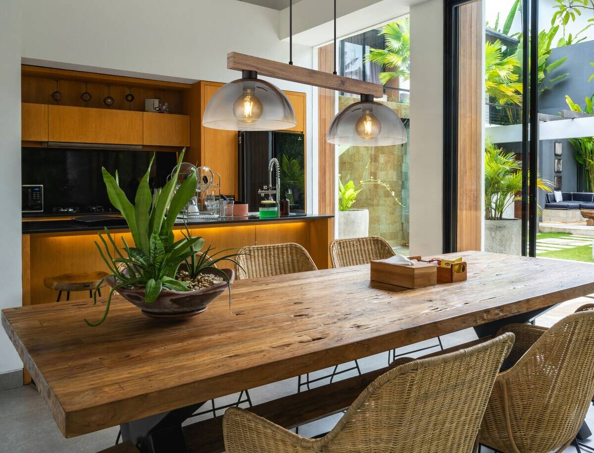 GLOBO Hängeleuchte dunkelbraun Rauch mattschwarz Holz Metall Glas B/H/L: ca. 30x120x85 cm E27 2 Brennstellen