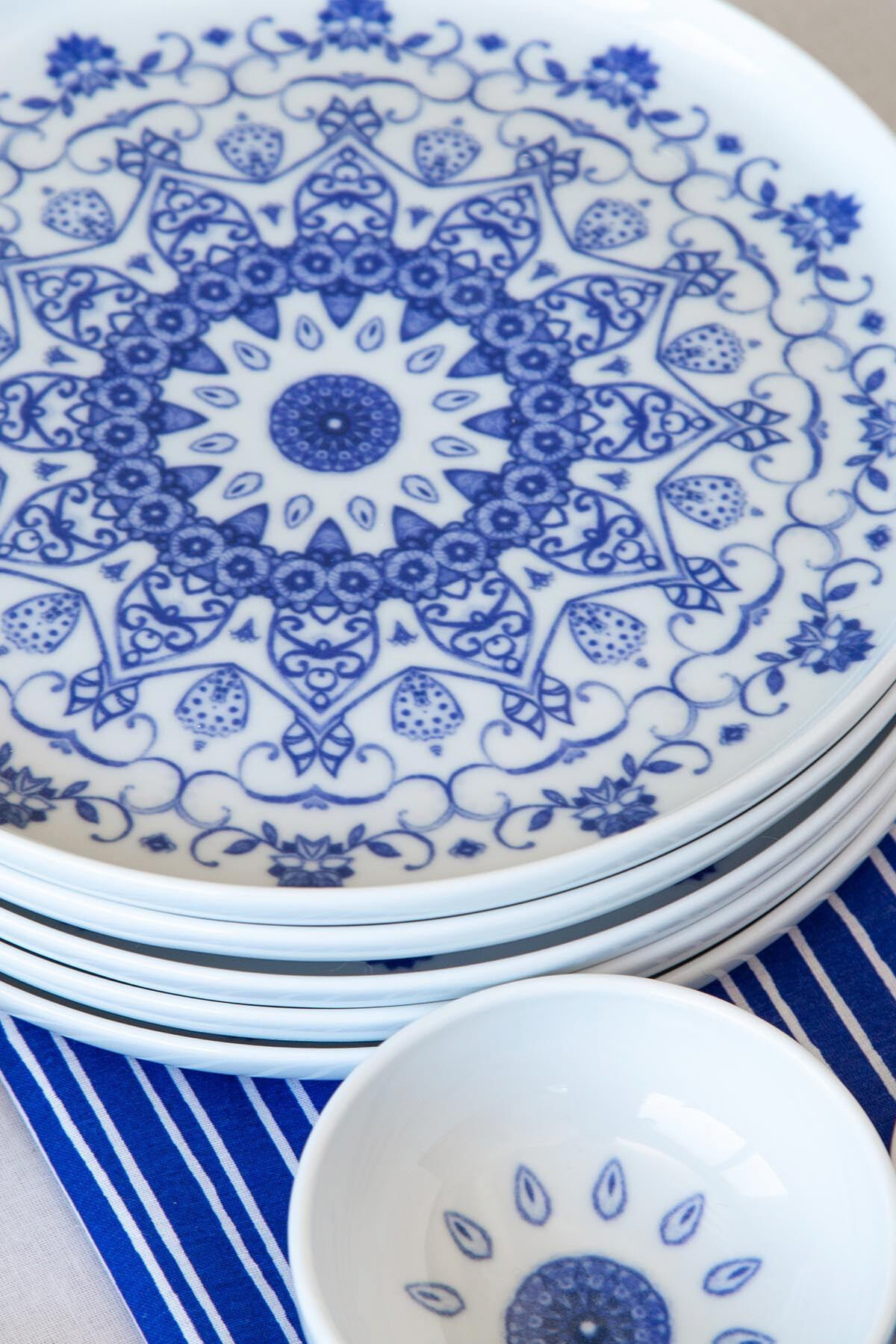 HermiaConcept Frühstücksservice weiß Porzellan 14 tlg.