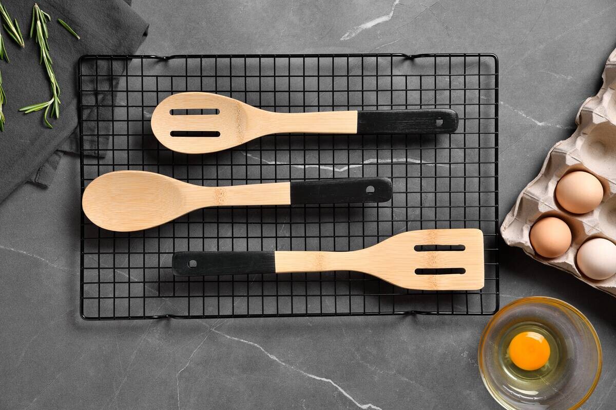 BERGNER Kochlöffel EARTH BLACK schwarz Bambus B/H/L: ca. 6x8x30 cm